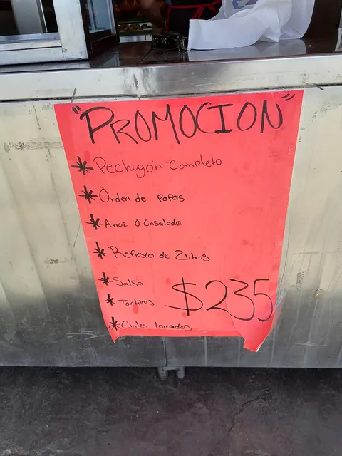 EL PECHUGON image 6