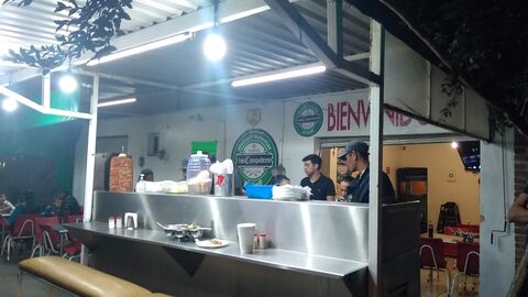 Taquería Los Compadres image 2