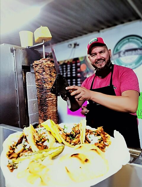 Taquería Los Compadres image 7