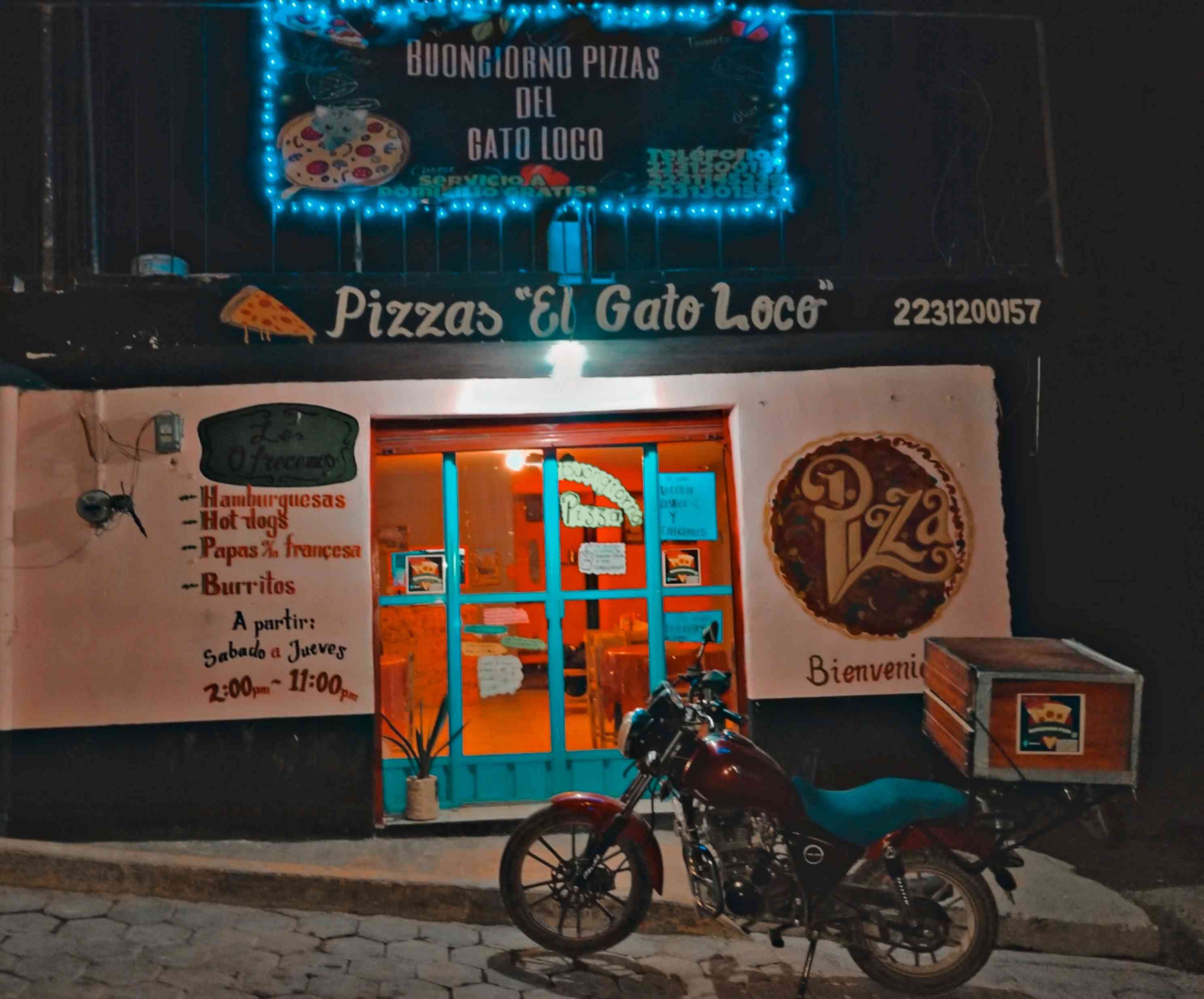 Crazy Cat Pizza image 5