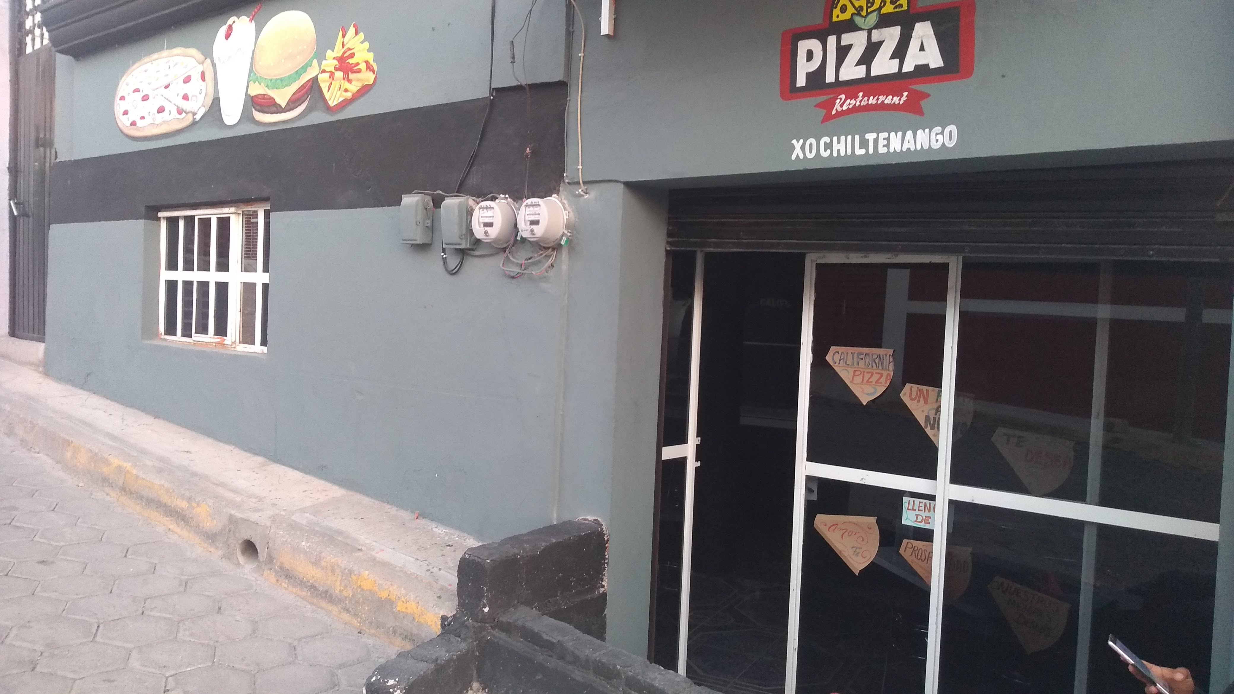 California Pizza y Cafe image 2