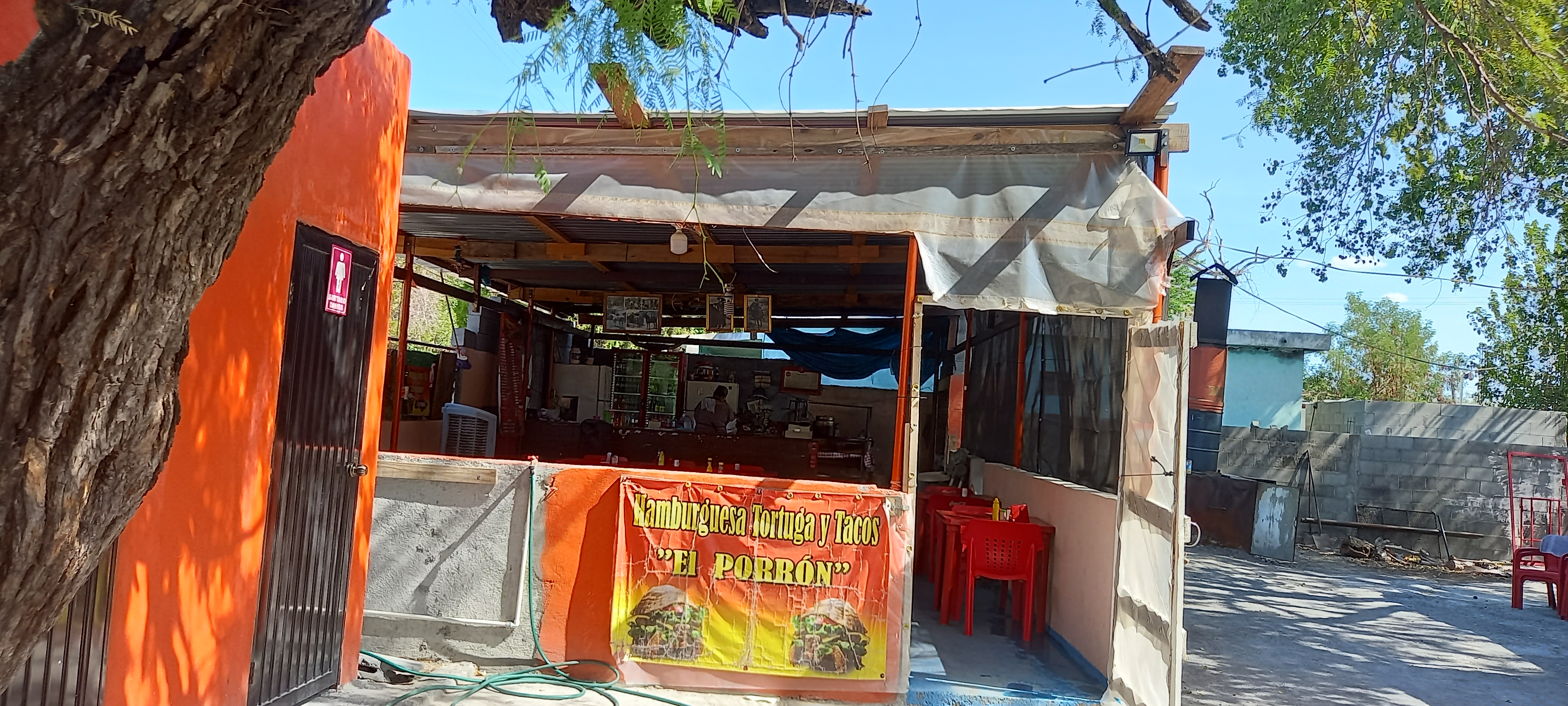 Hamburguesas tortugas y tacos "EL PORRON" image 1