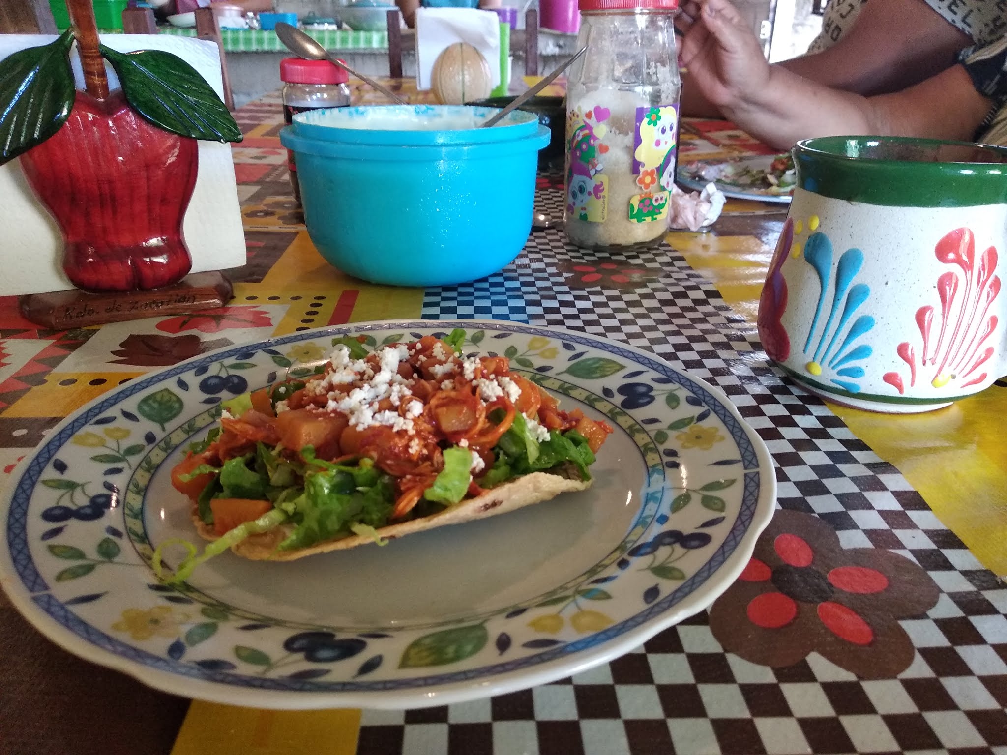 Comedor la la flor del Istmo image 2