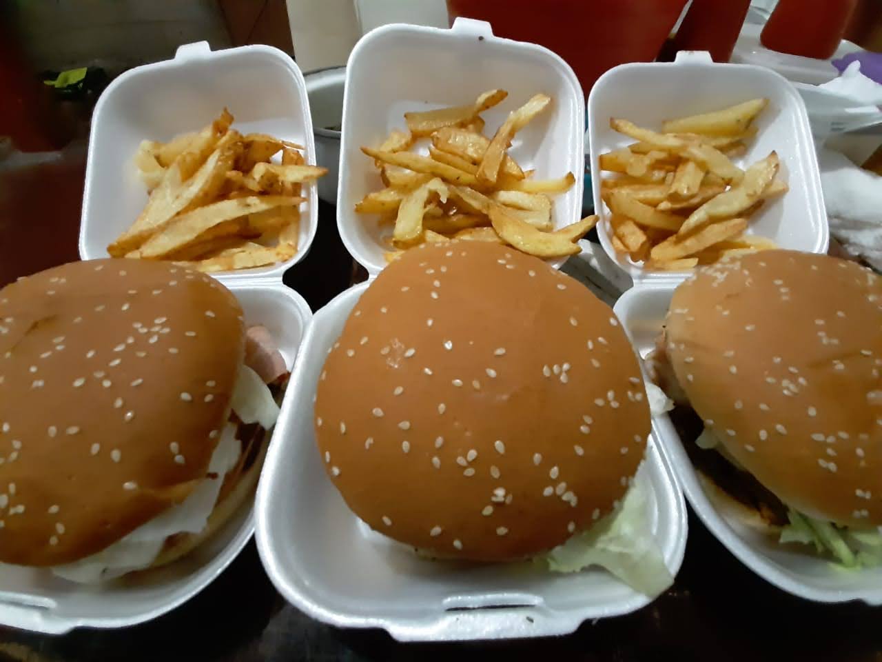 Hot dogs y Hamburguesas"Mario" image 2