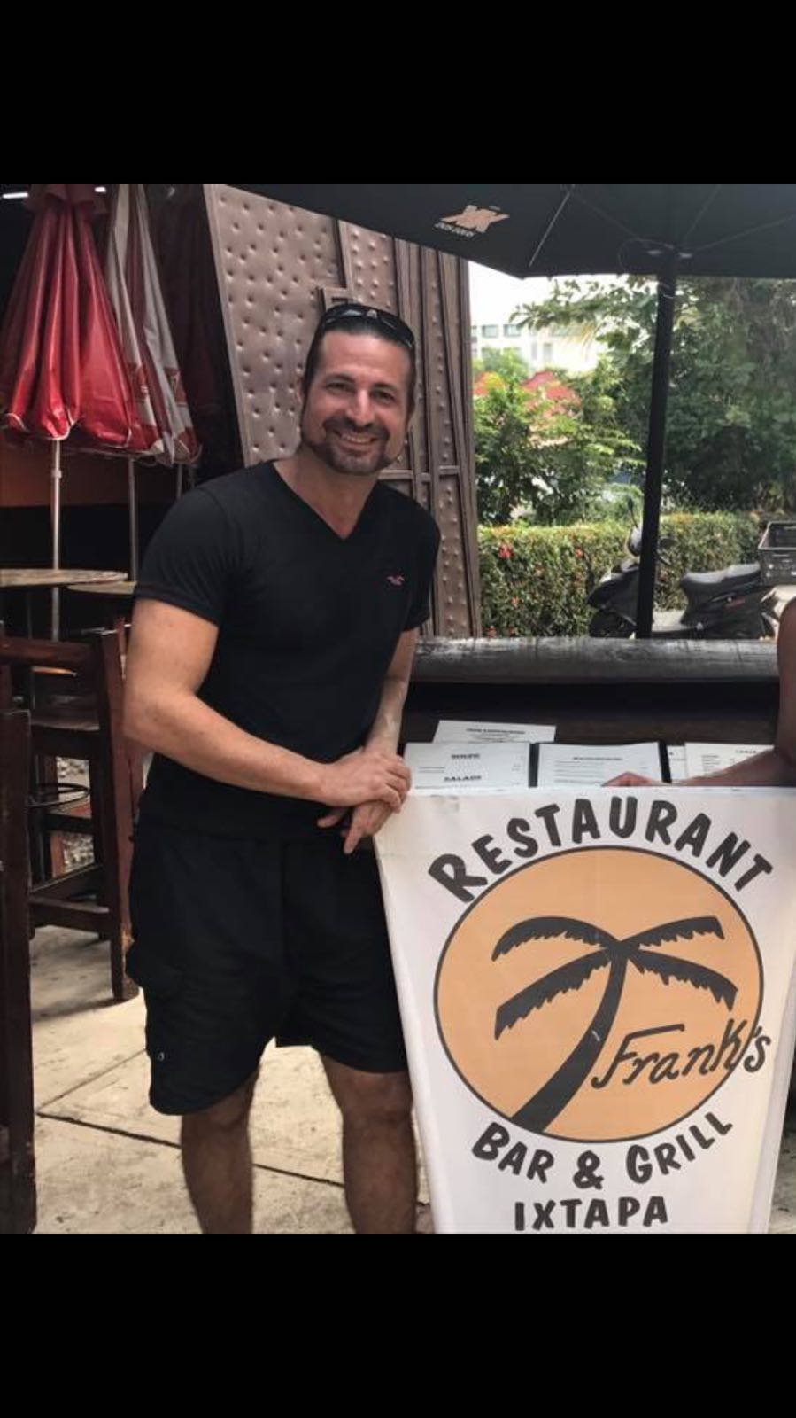 Frank's Bar & Grill Ixtapa image 3