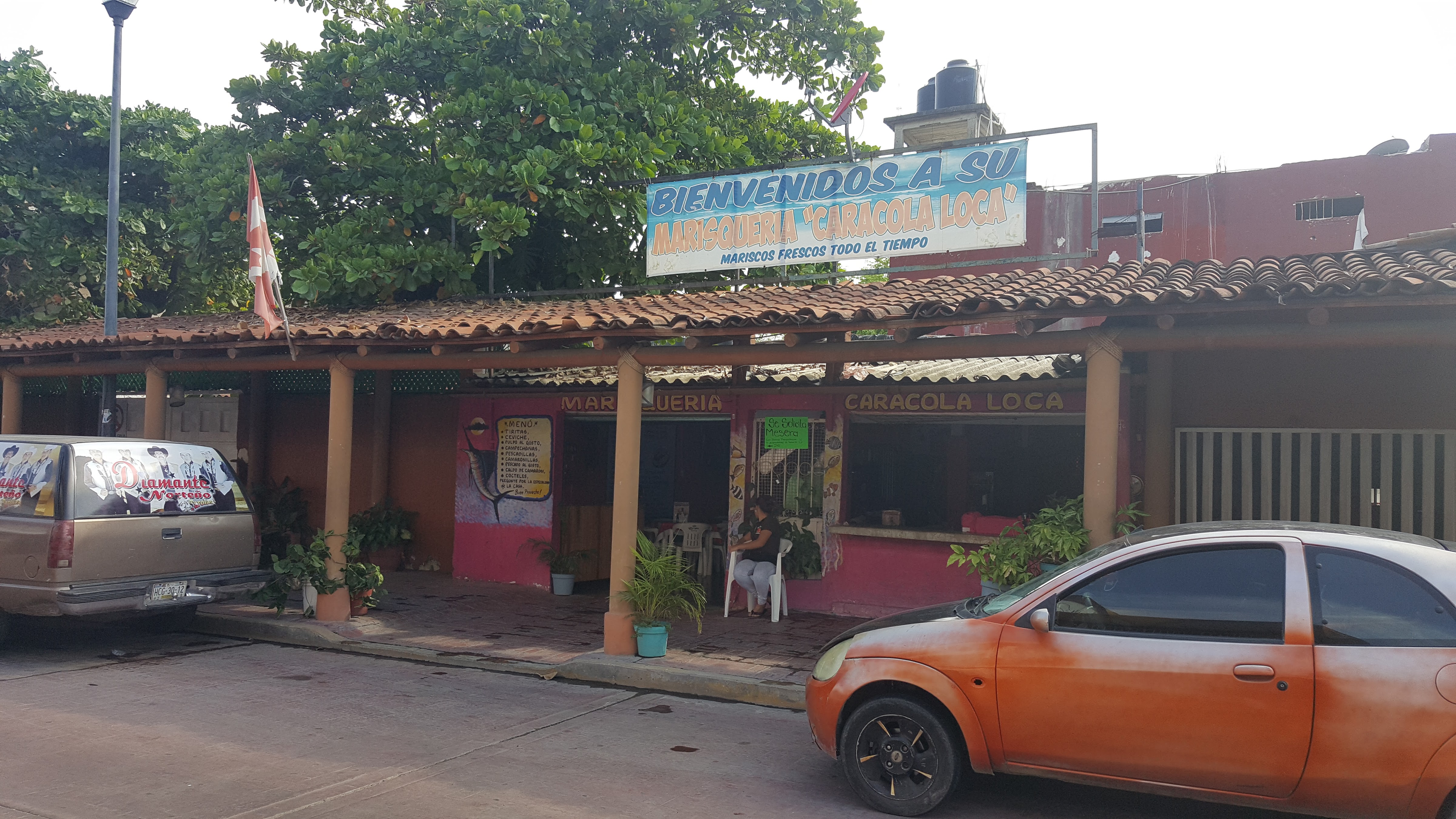 Marisqueria La Caracola Loca image 6