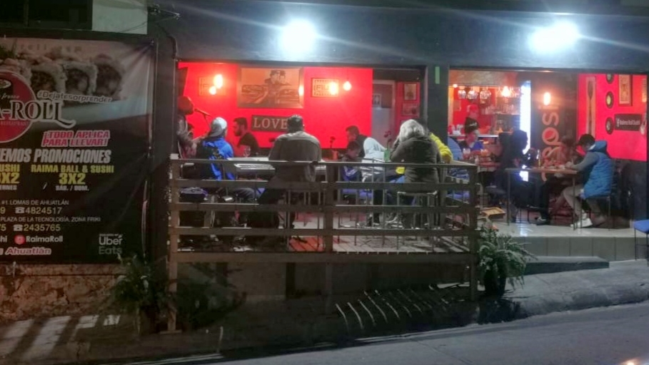 Raima roll sushi image 3