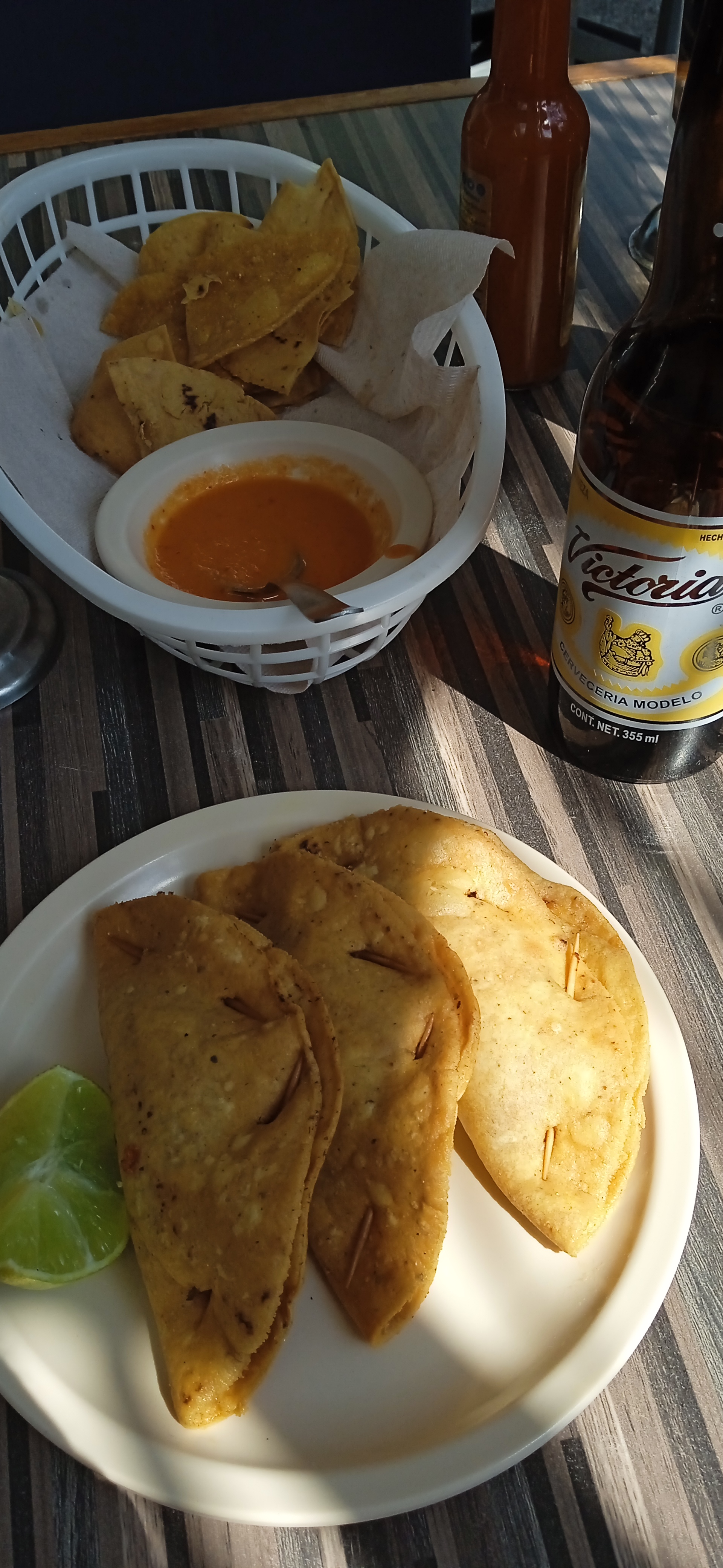 Mariscos La Bocana image 9