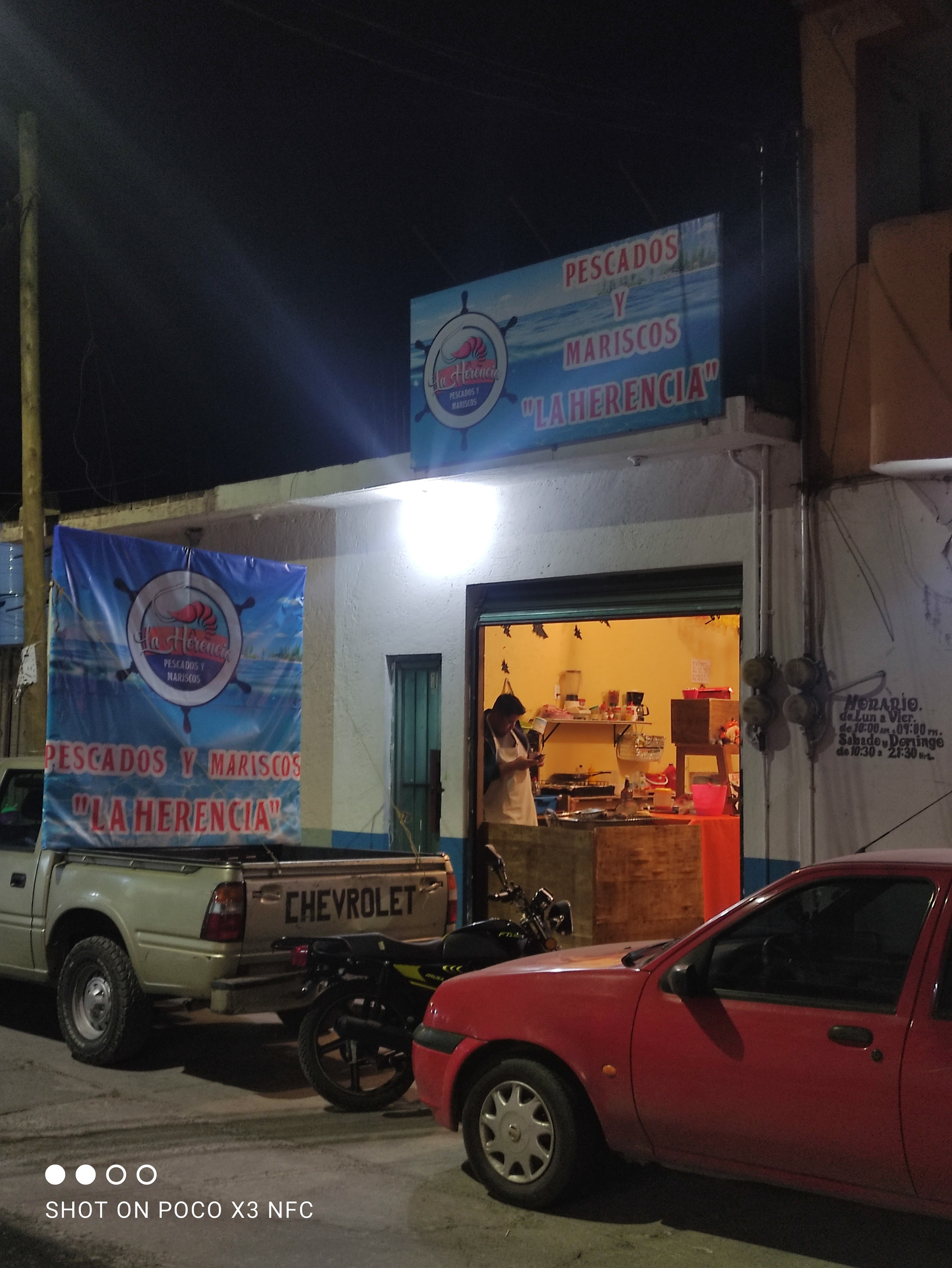 Pescados y Mariscos LA HERENCIA image 9