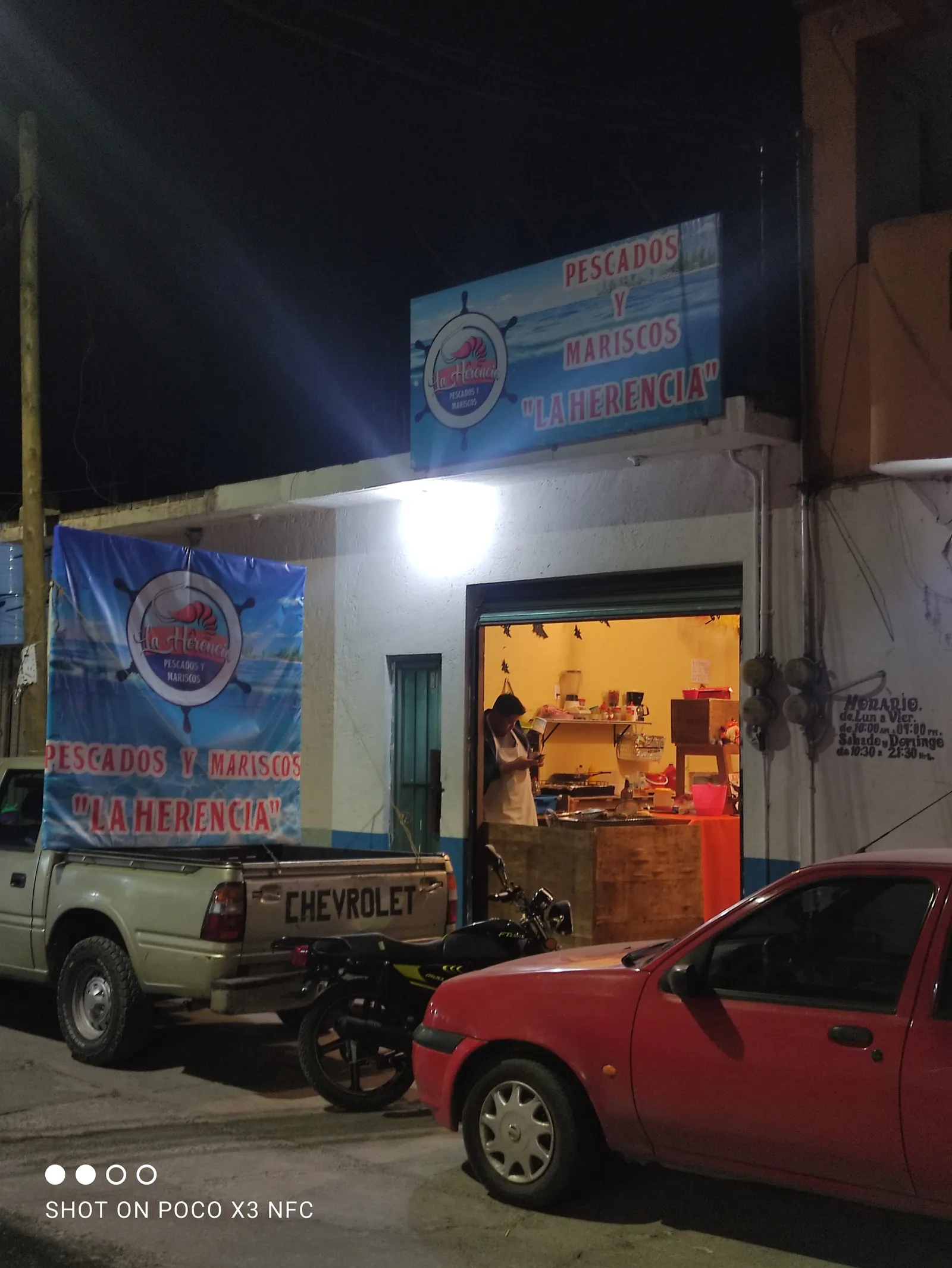 Pescados y Mariscos LA HERENCIA image 9