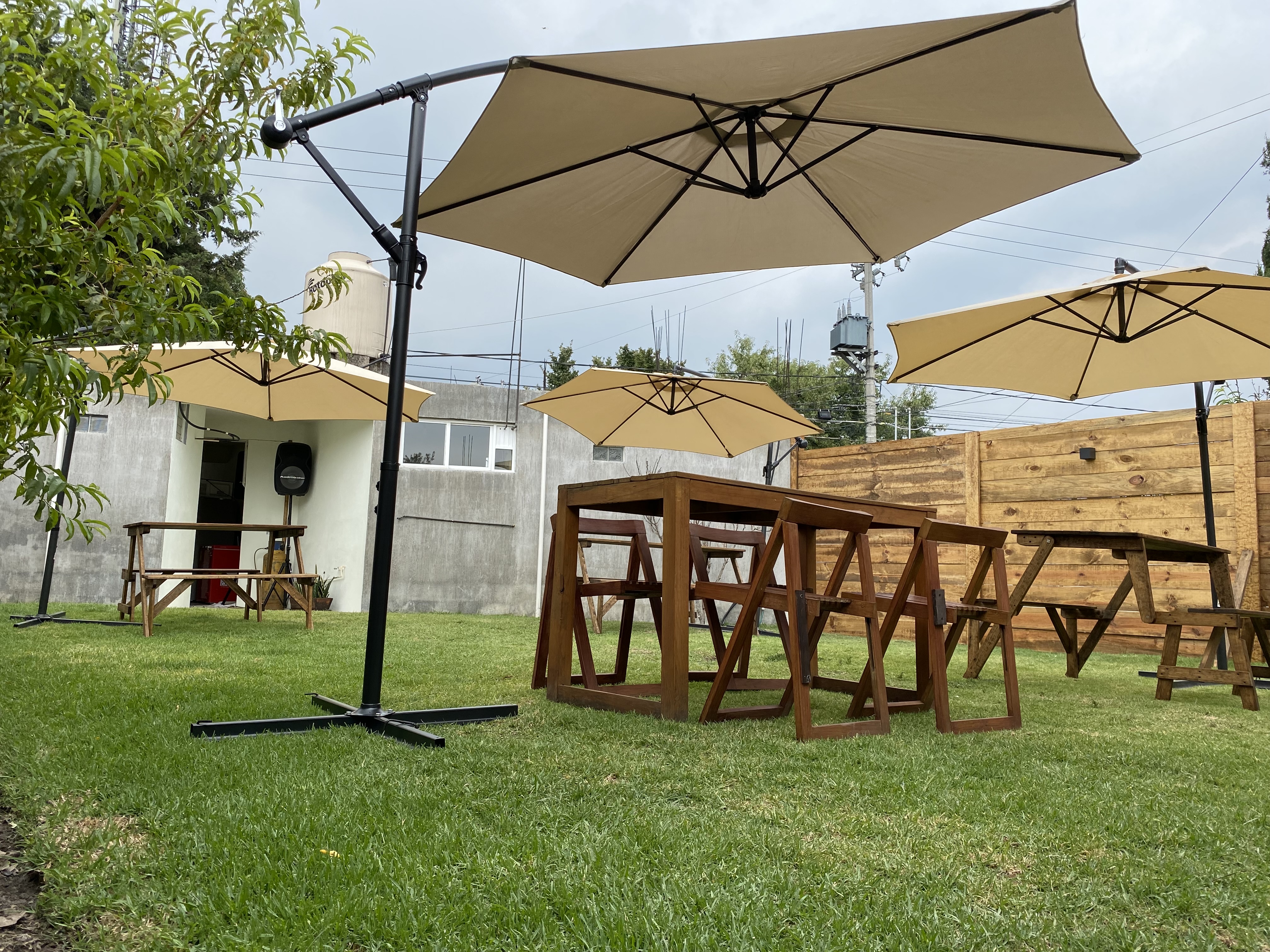 La Malinche drink & food garden image 1