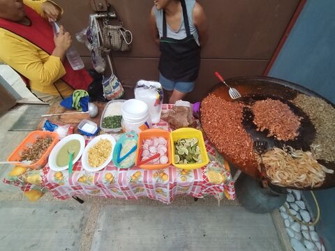Taquería mi sazón image 1