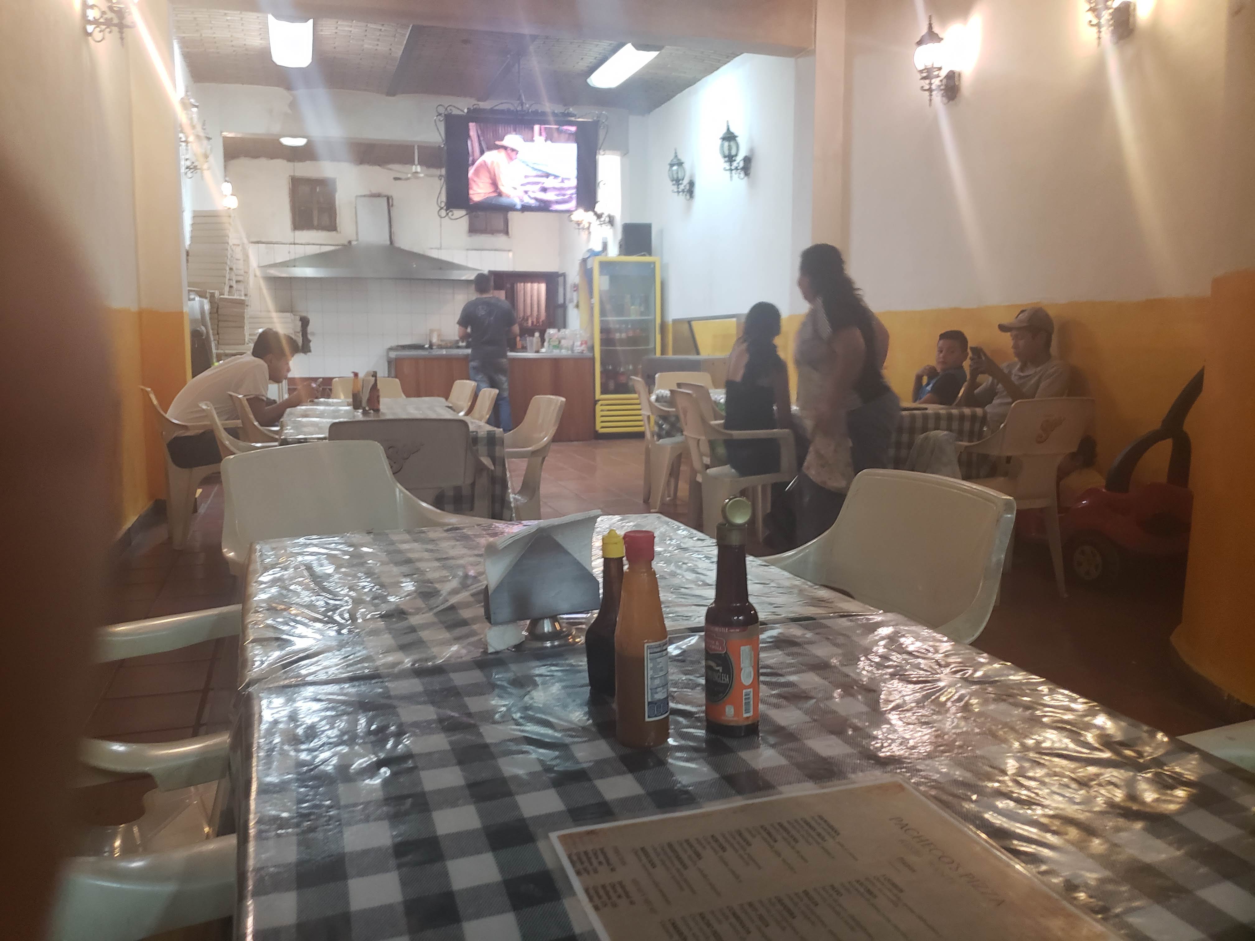 Pachecos Pizza image 7