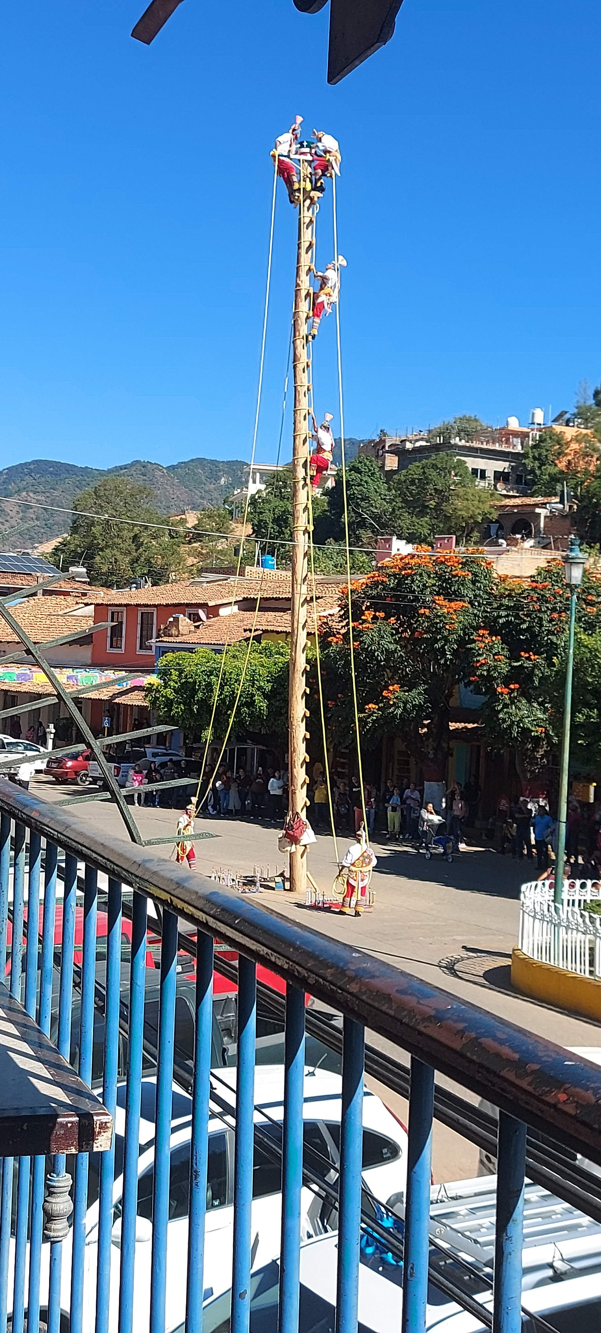 Calmex King Loncheria image 8