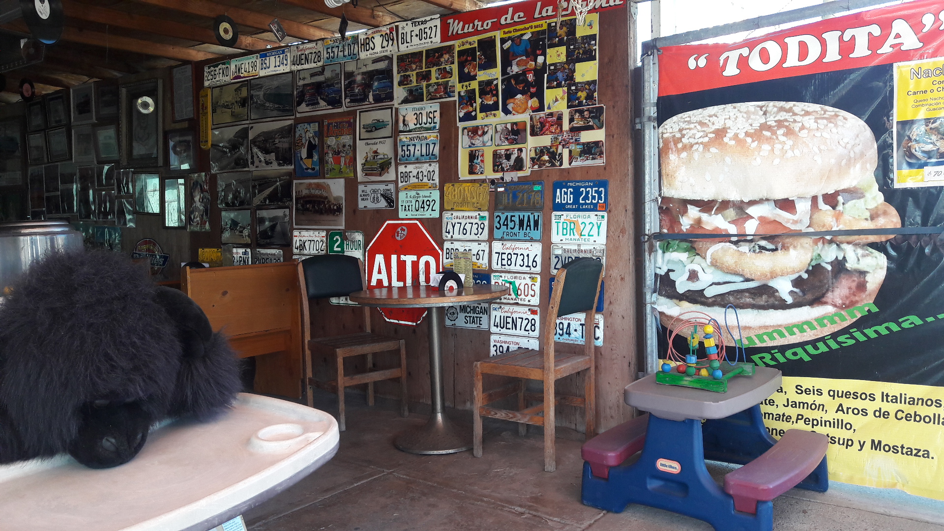 Chencho's Burger image 5