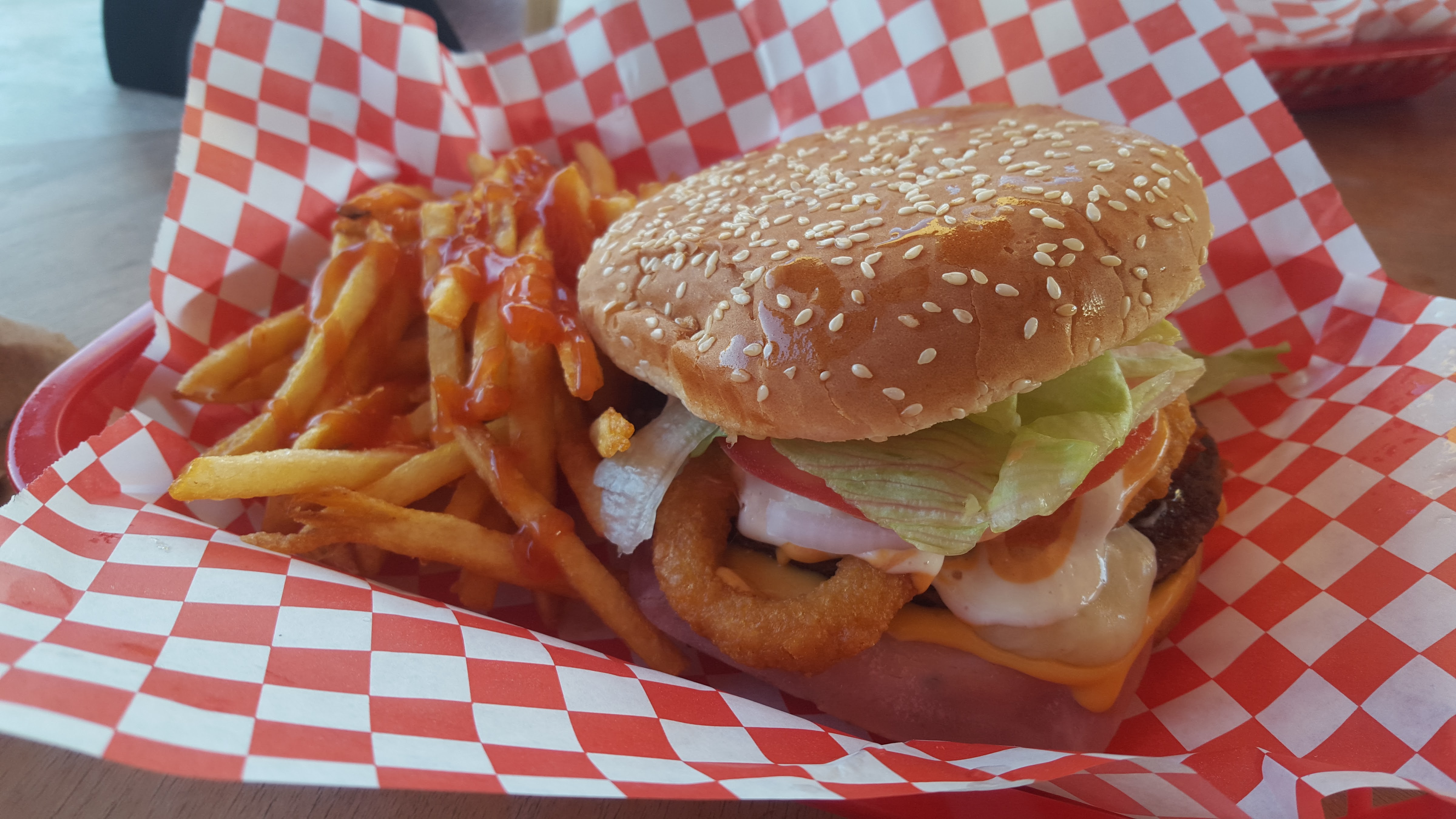 Chencho's Burger image 8