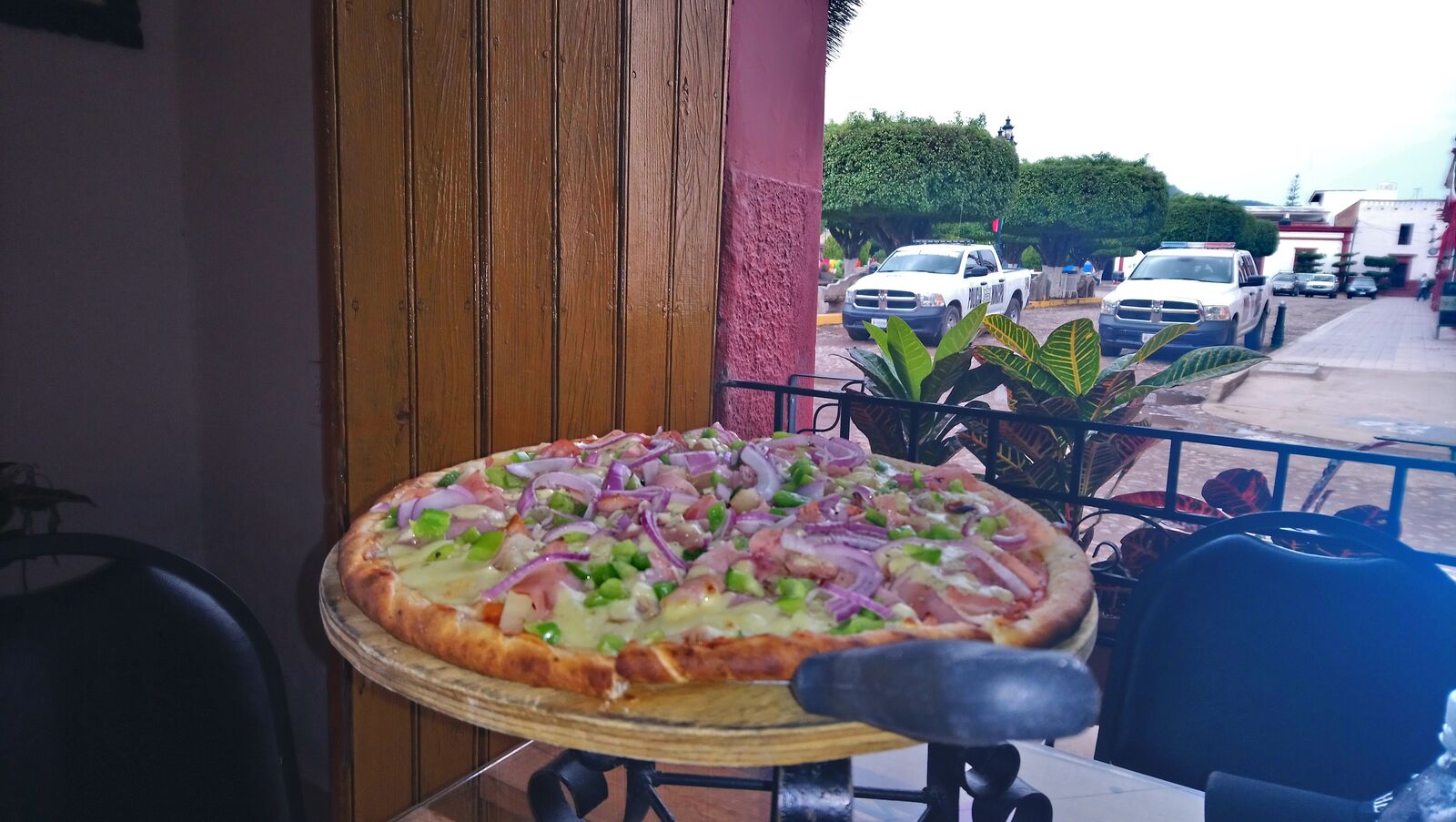 La Calle - Pizza, Burger & Snack image 6