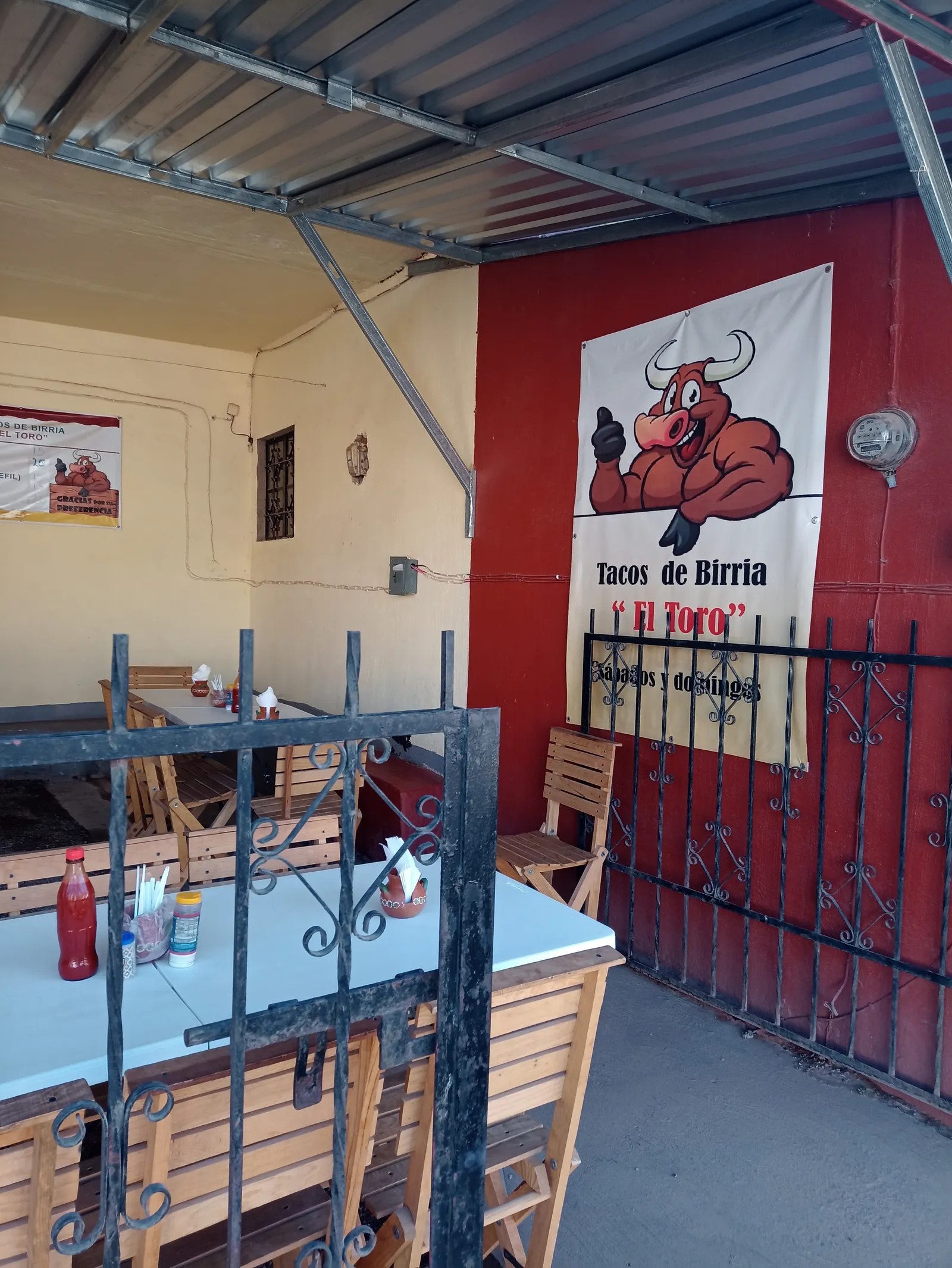 Tacos de Birria "El Toro" image 8