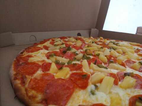Boty`s Pizza image 2