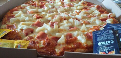 Boty`s Pizza image 6