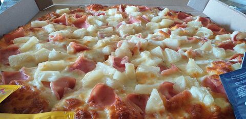 Boty`s Pizza image 7