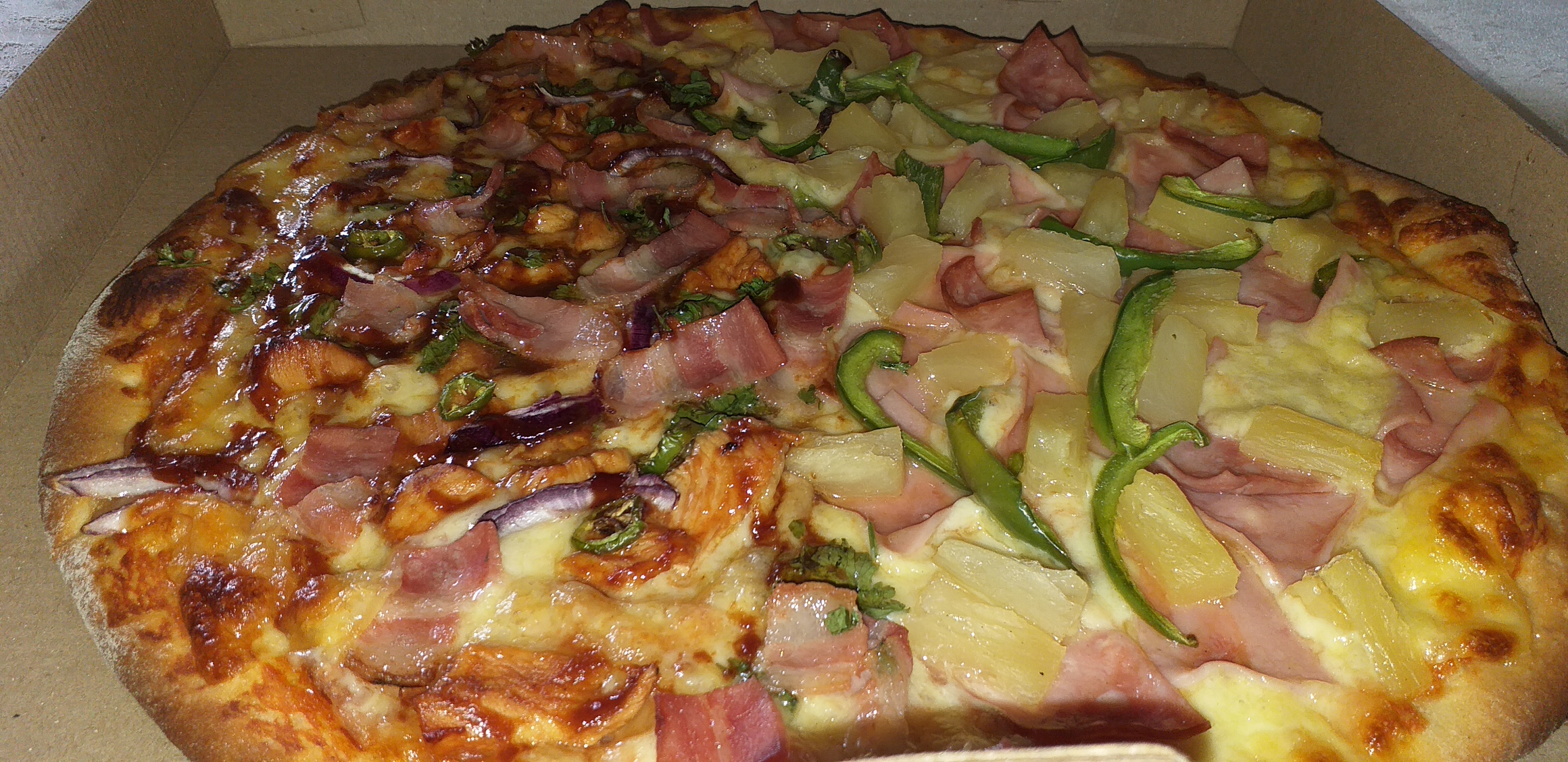 Boty`s Pizza image 8