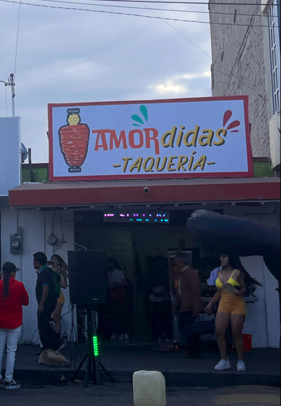 AMORdidas taquería image 1