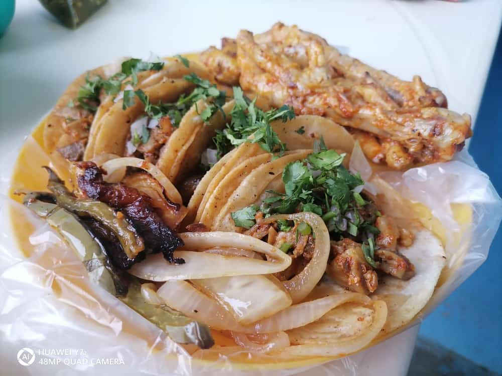 TACOS Y TORTAS TAQUERAS LA PREPA image 1