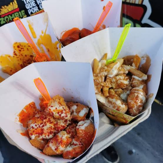 ARENAS "Papas & Boneless" image 5