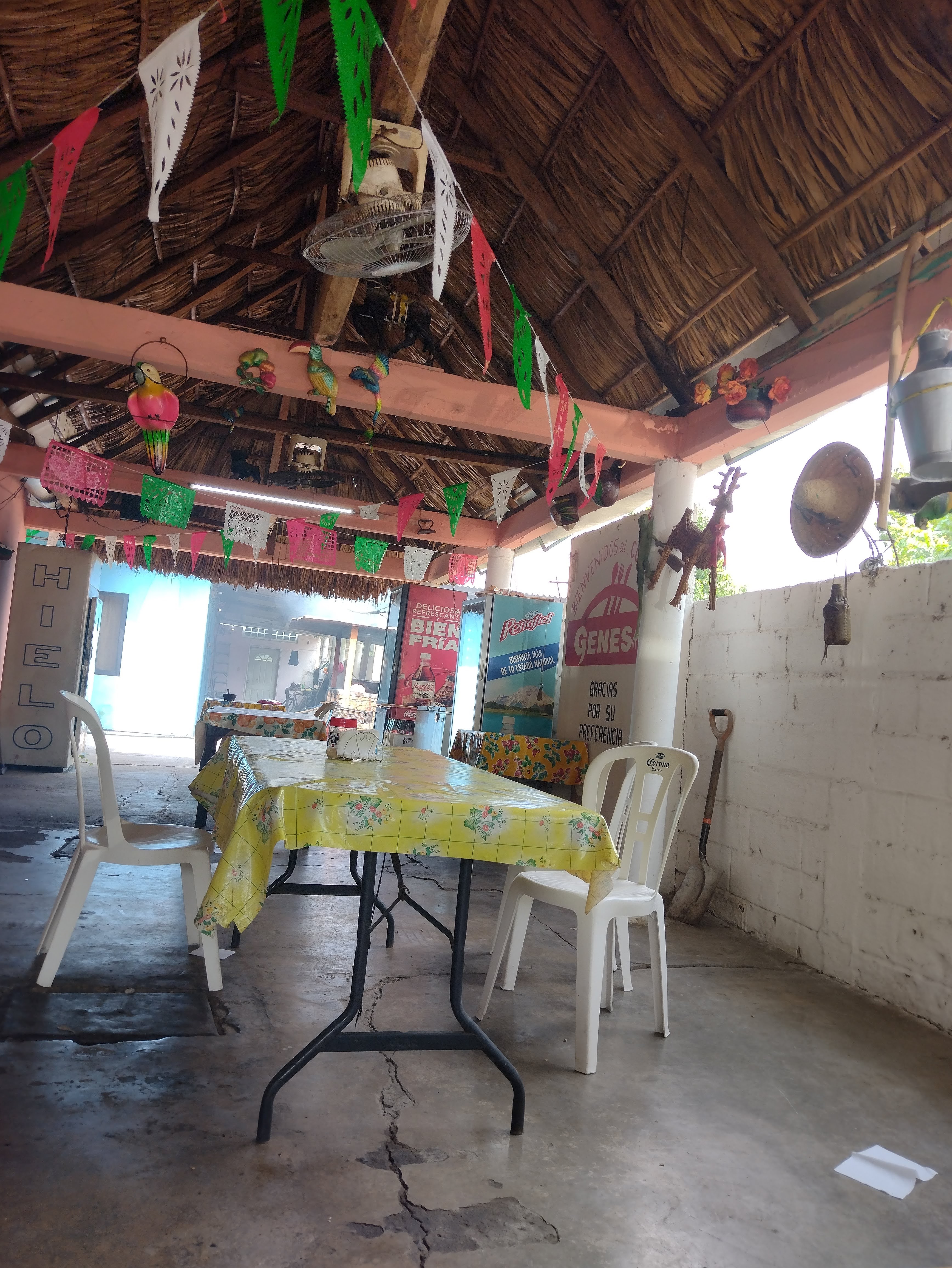 Comedor Genesis image 1