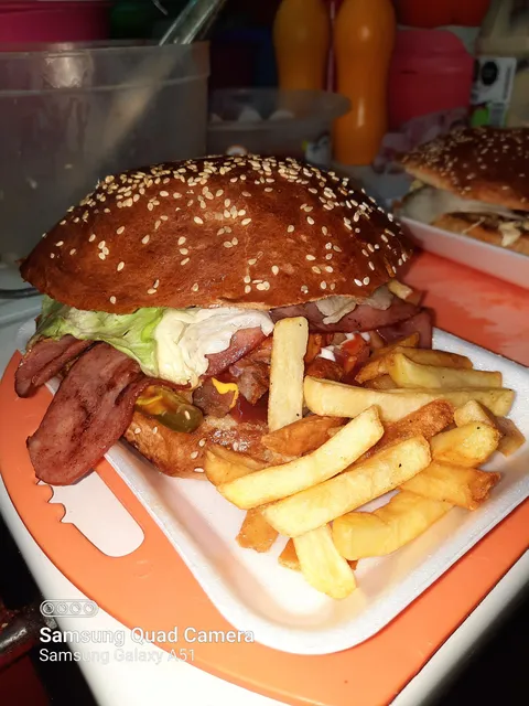 El chinox image 2