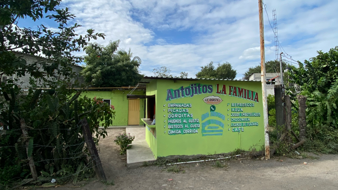 Antojitos "La Familia" image 2