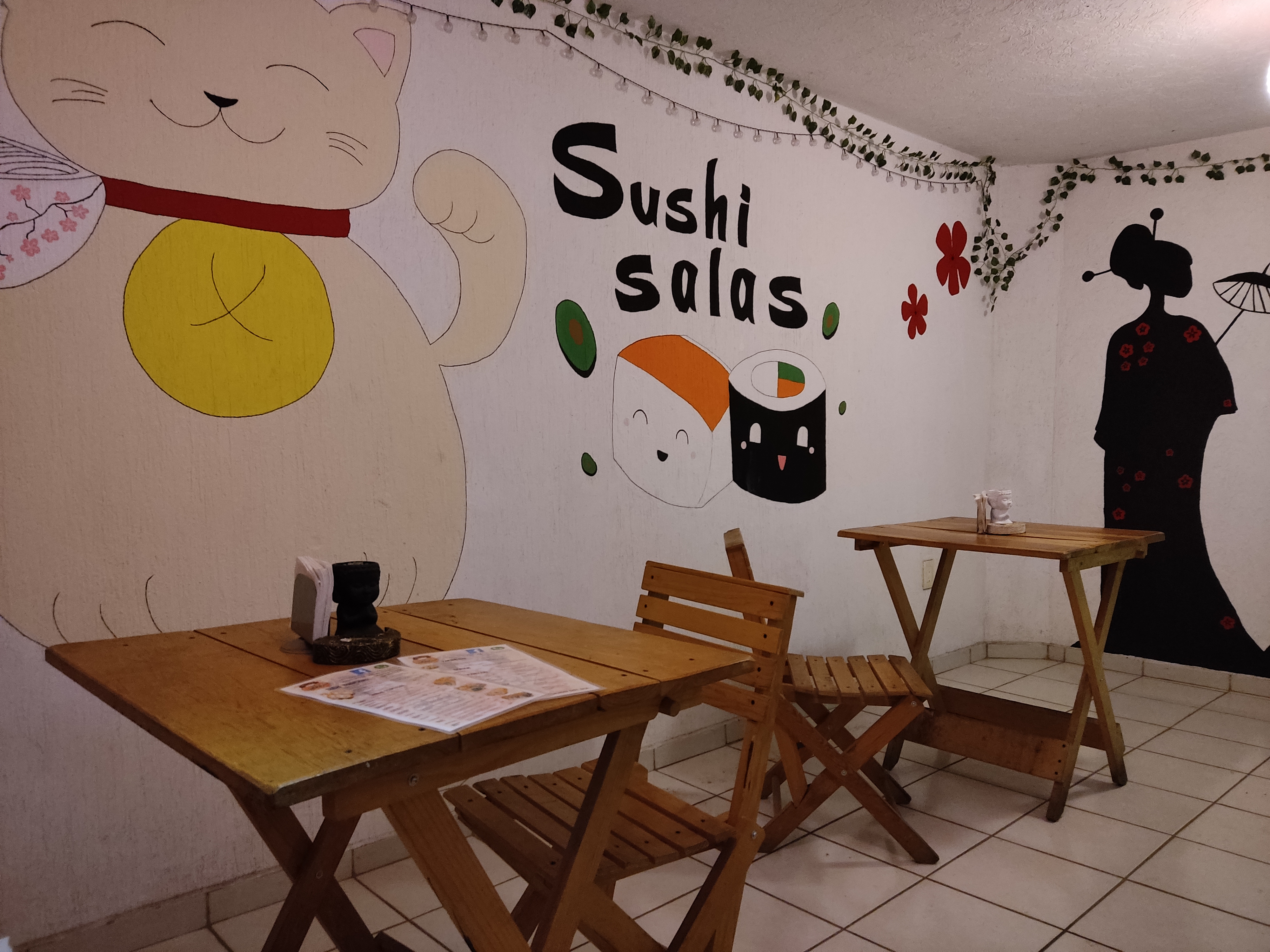 Sushi salas image 1