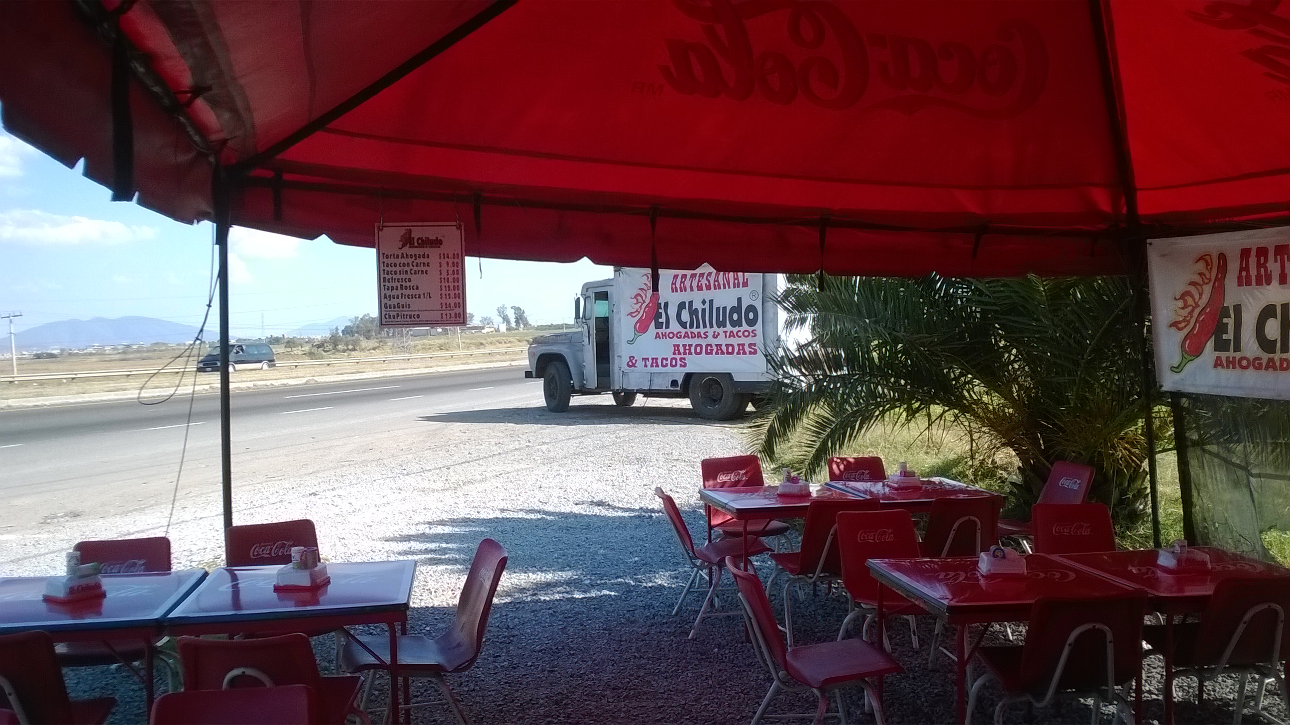 El Chiludo Tortas Ahogadas & Tacos Dorados image 1