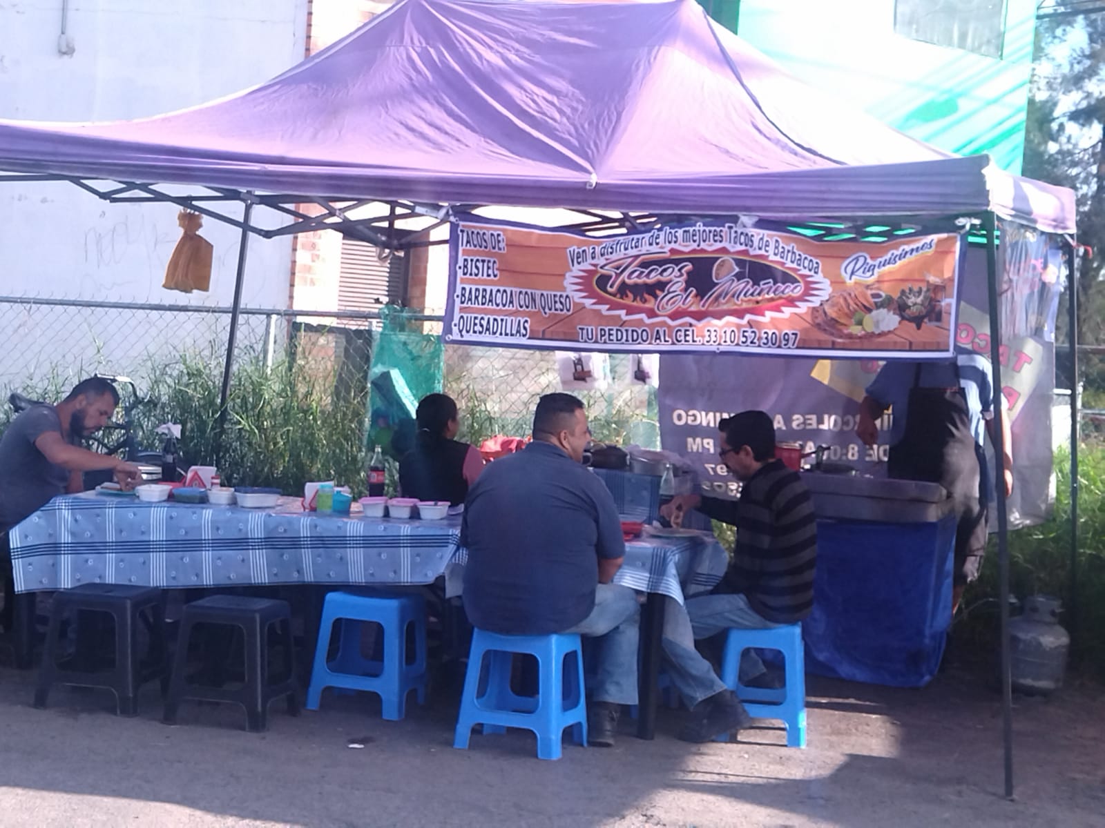 Tacos de barbacoa el muñeco image 3