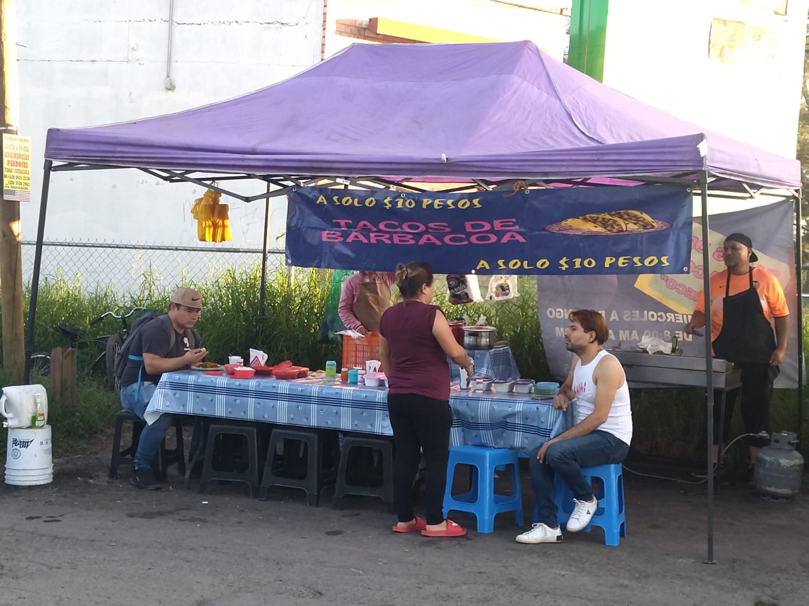 Tacos de barbacoa el muñeco image 5