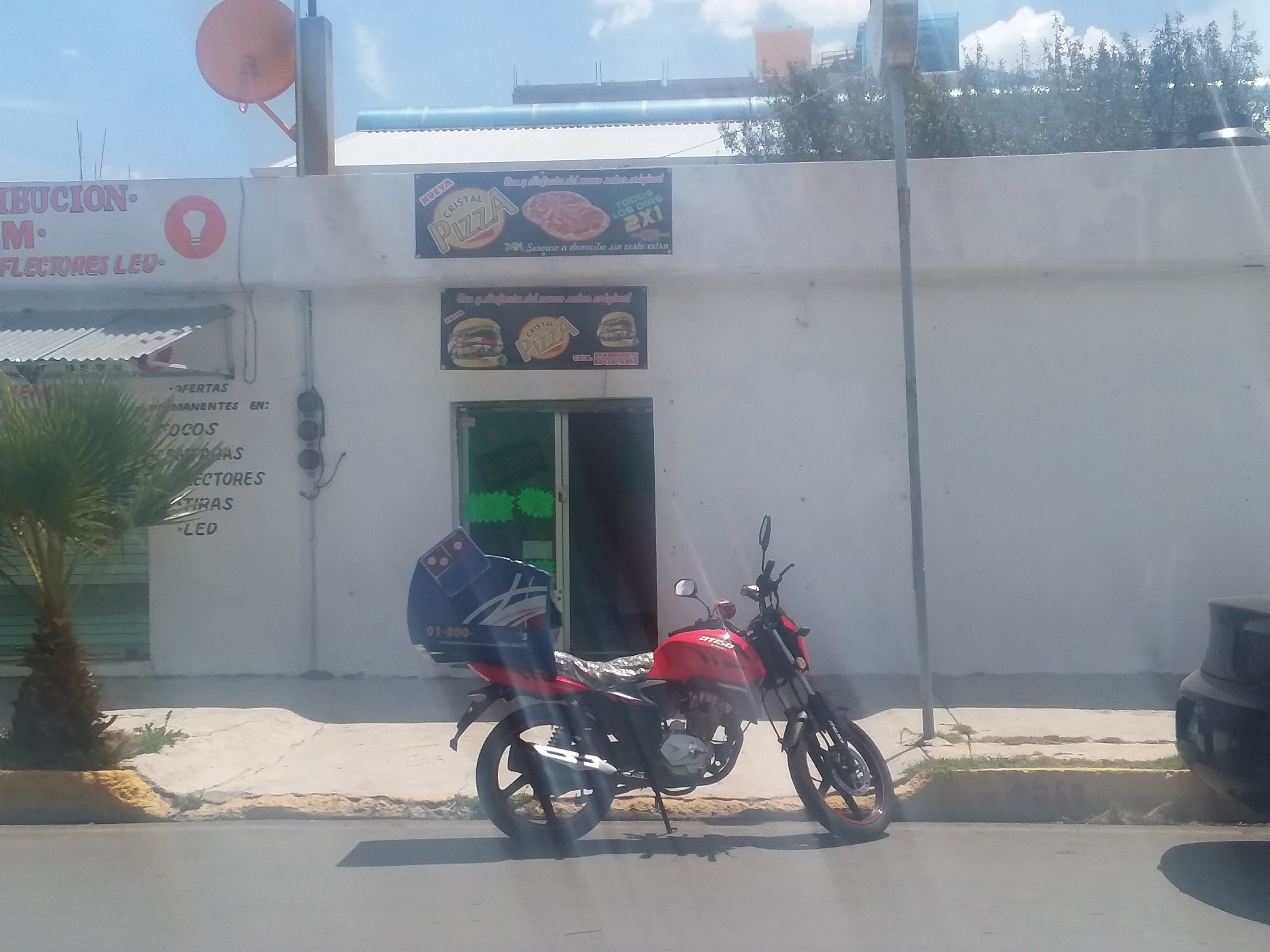 Pizzeria Cristal image 1