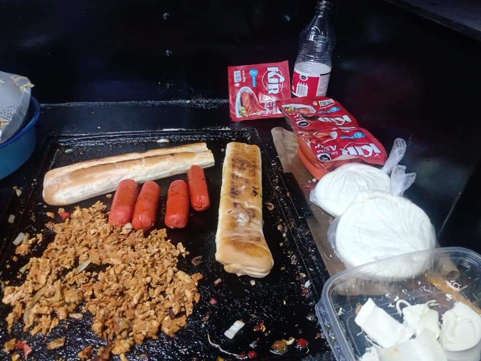 Antojitos Linda image 2
