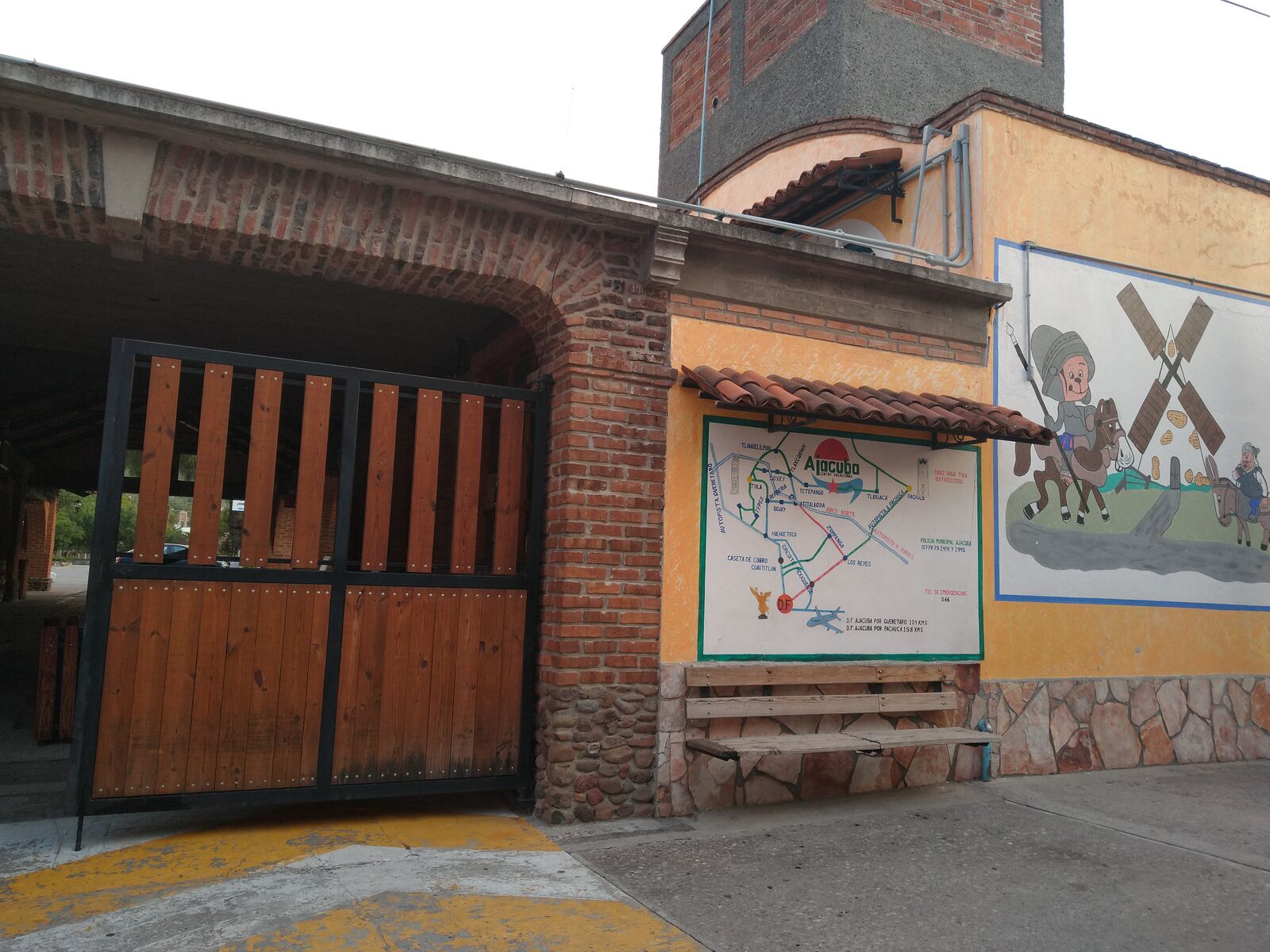 El Alazan image 9