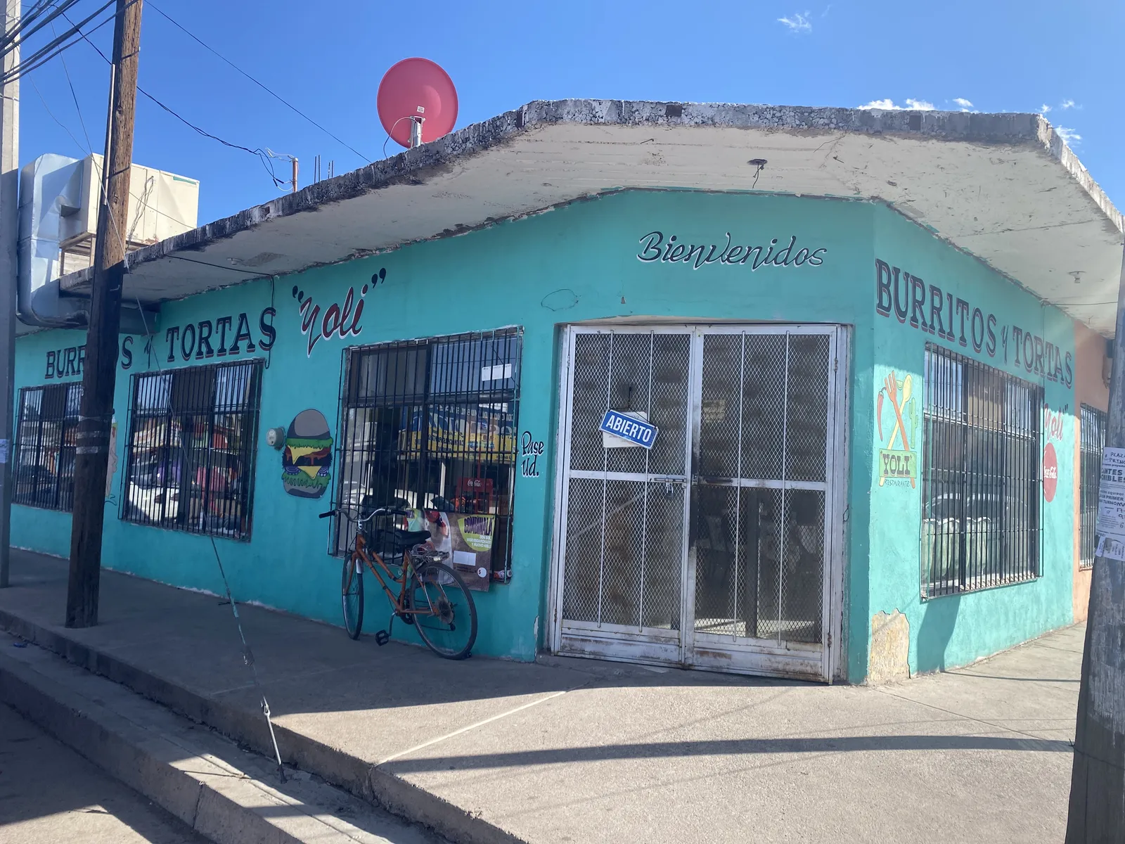 Burritos y Tortas Yoli image 1