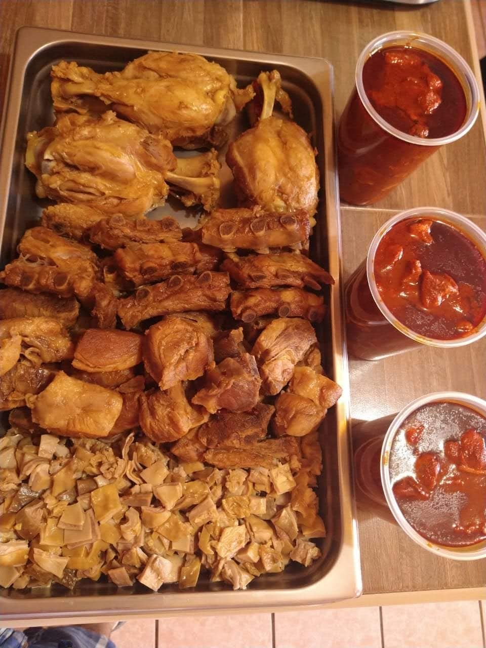 Carnitas Almanza image 1