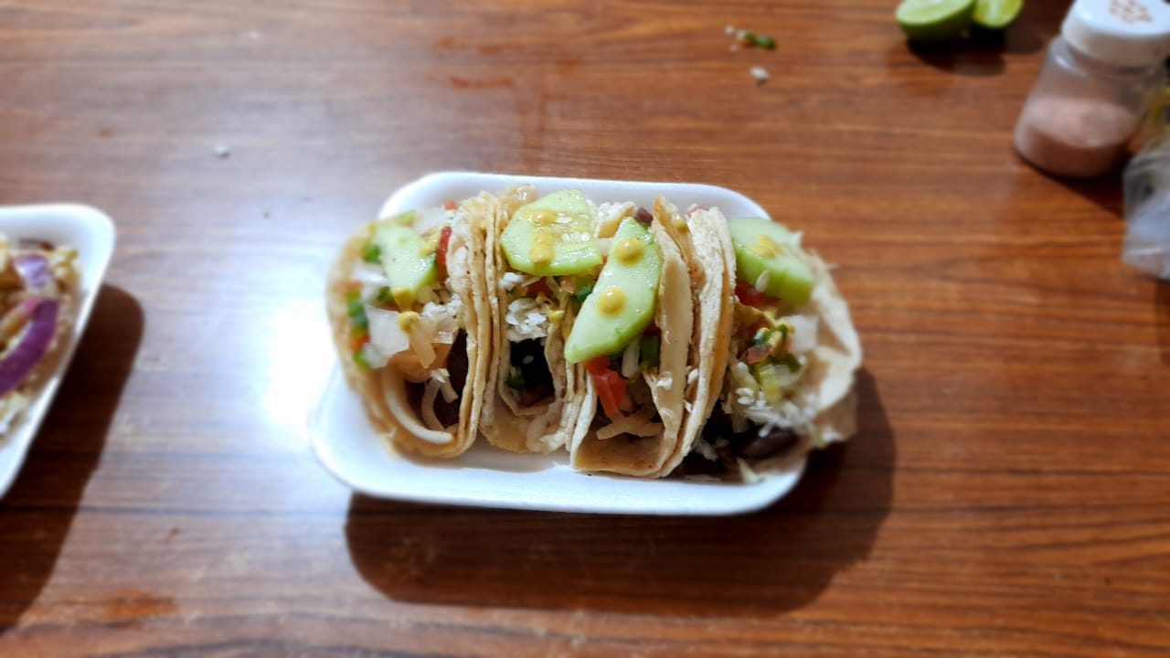 Tacos y Dogos EL CHINAL image 1