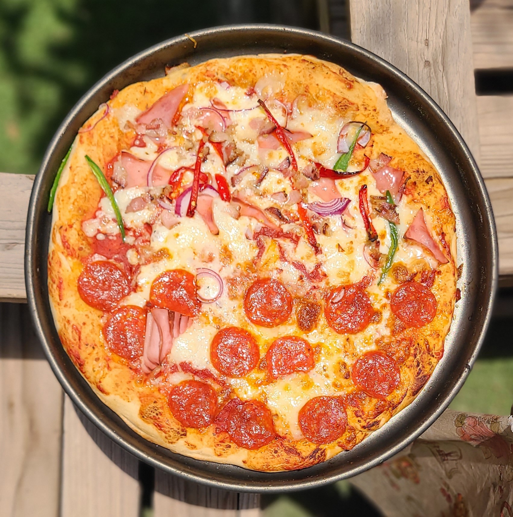 Fratelli Pazzi Pizza image 6