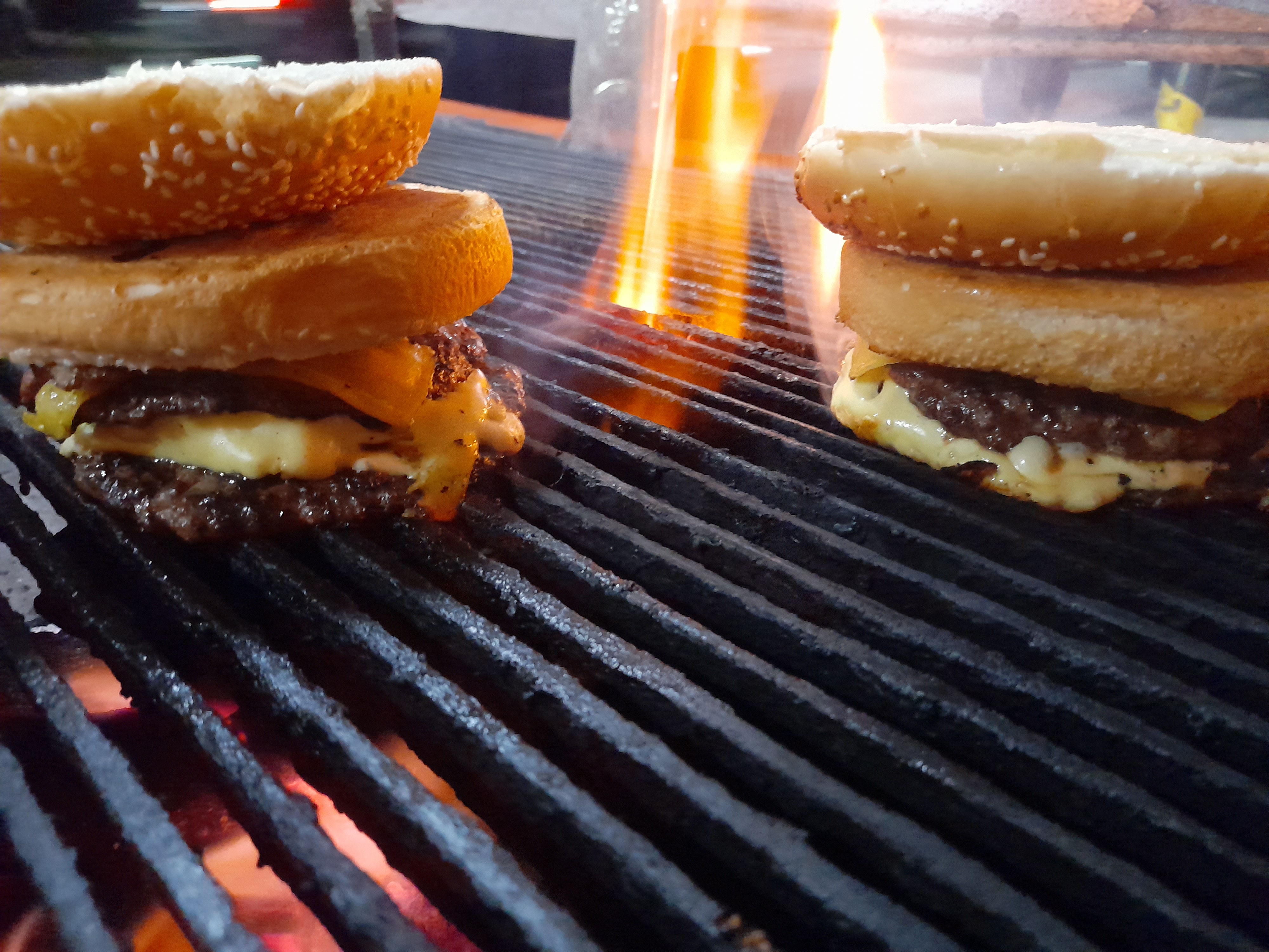 Happy burger image 1