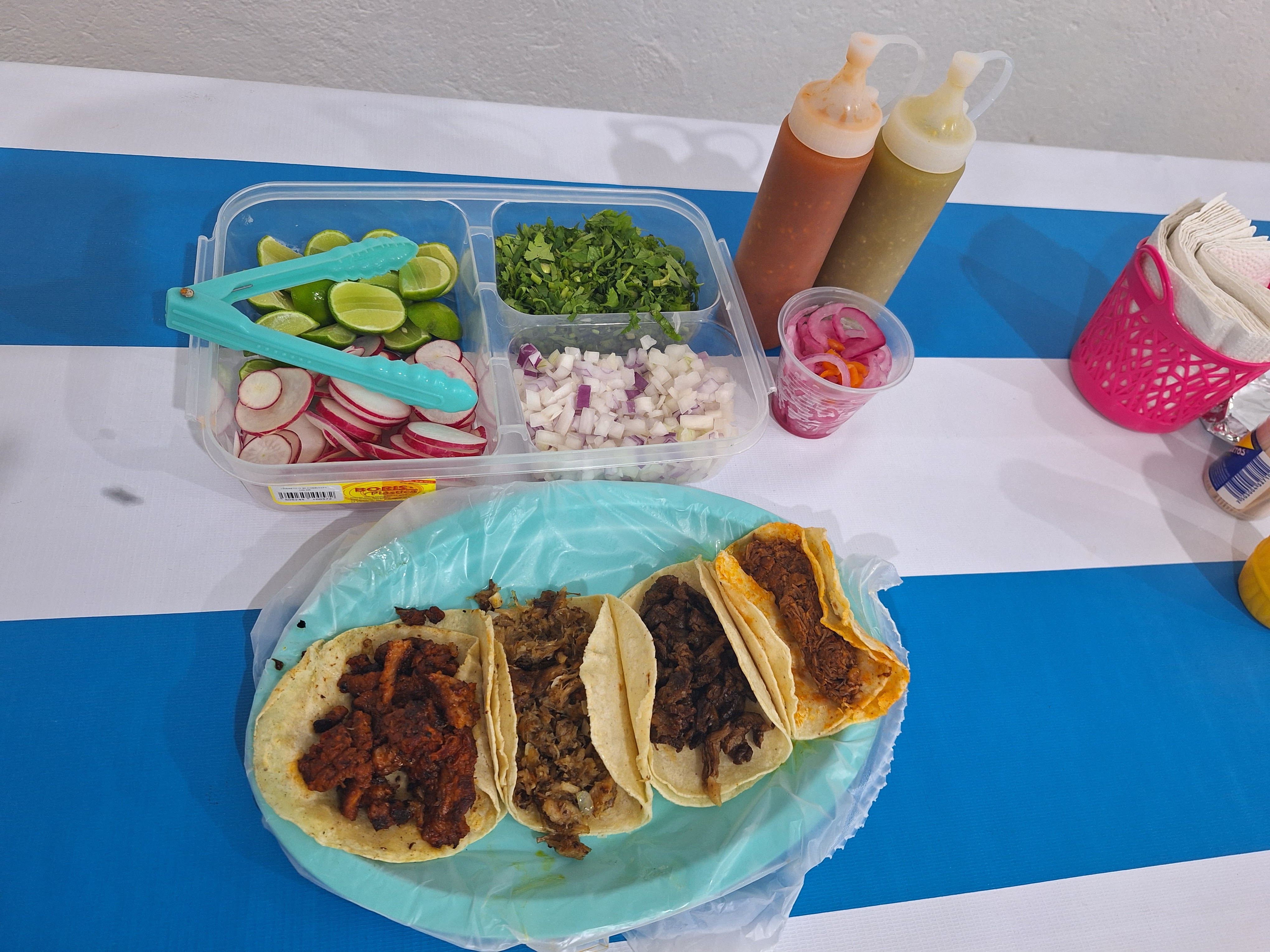 Tacos El Guero image 1