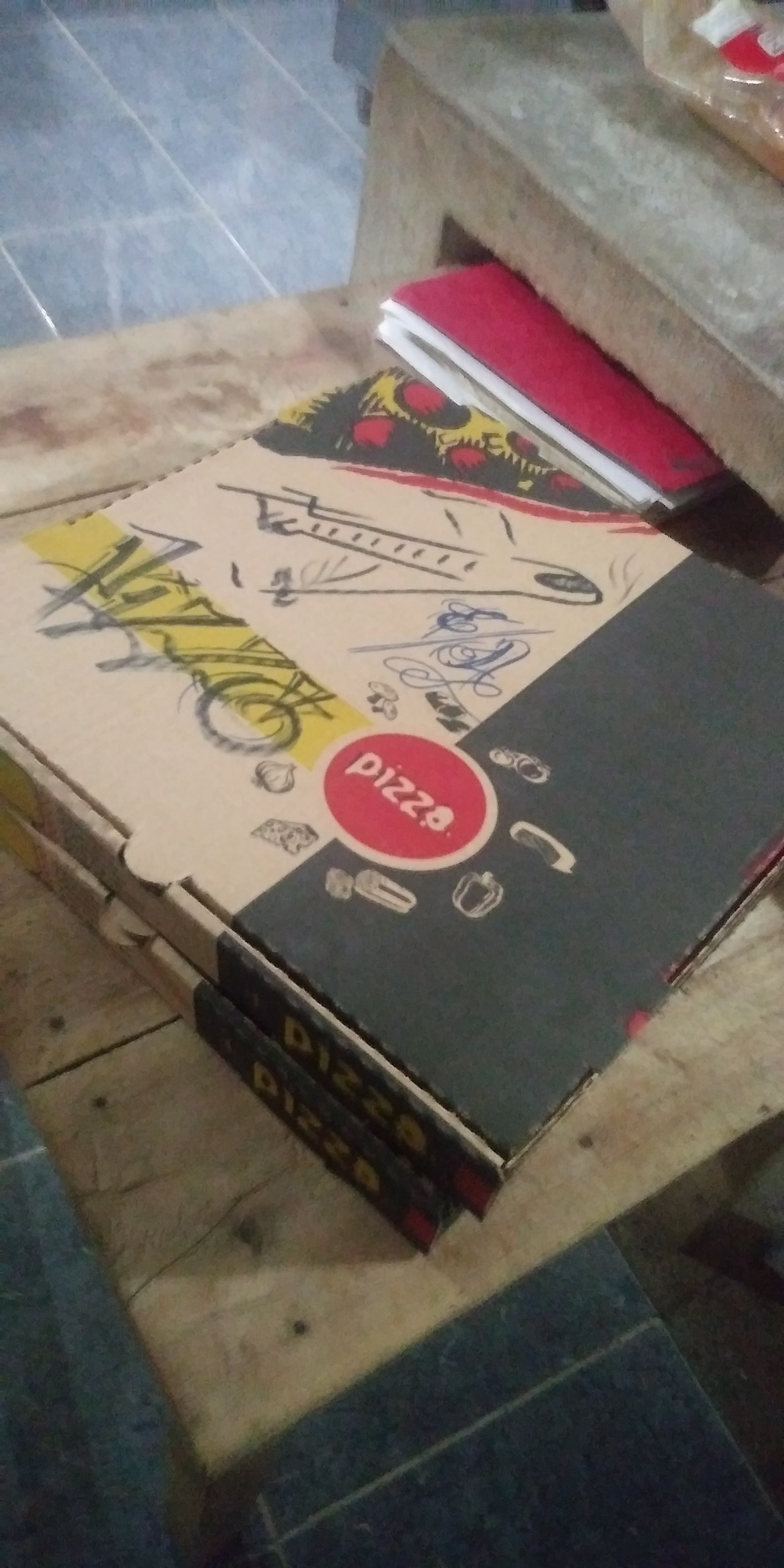 El Aeropuerto image 5