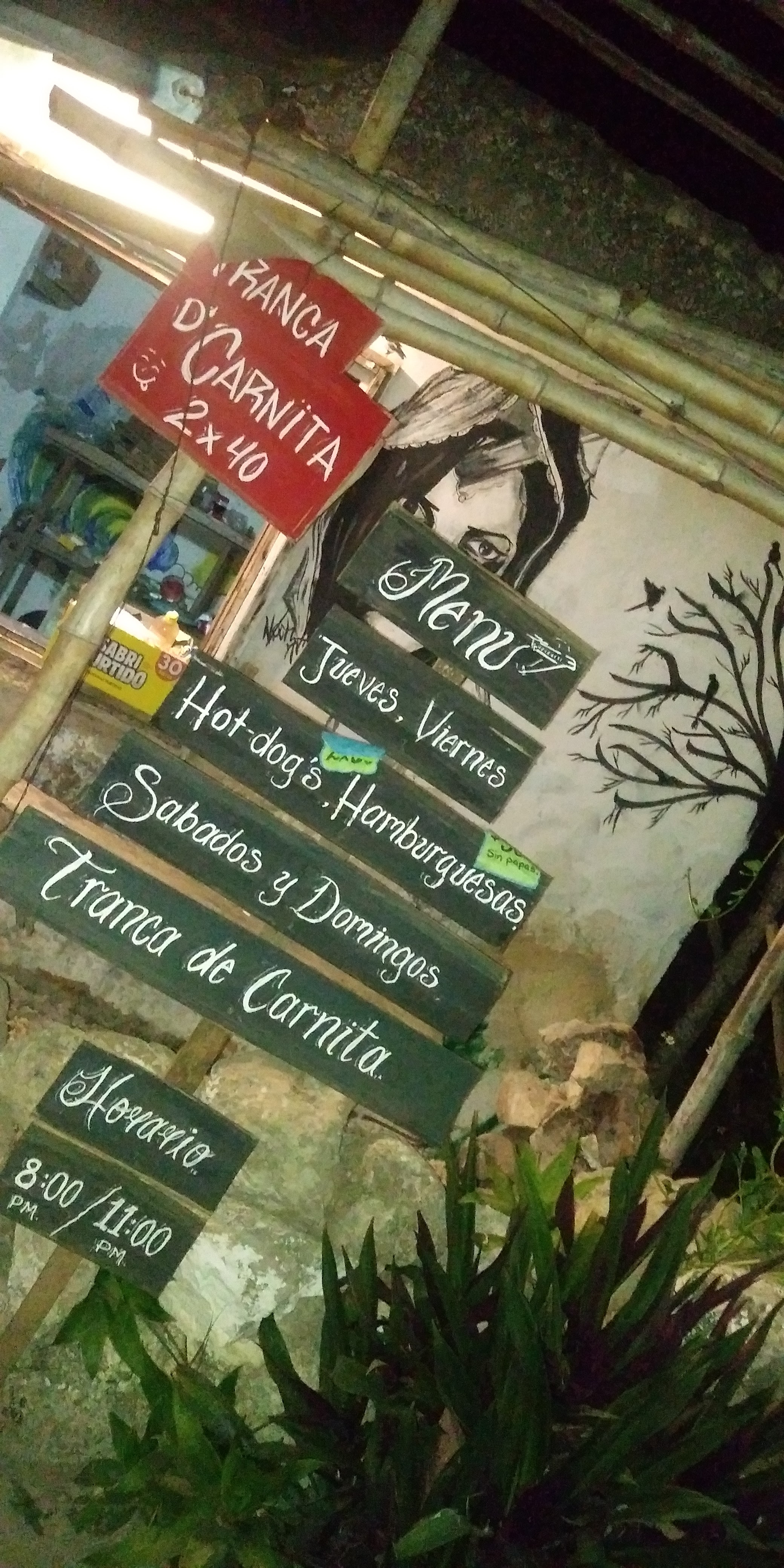 El Aeropuerto image 6