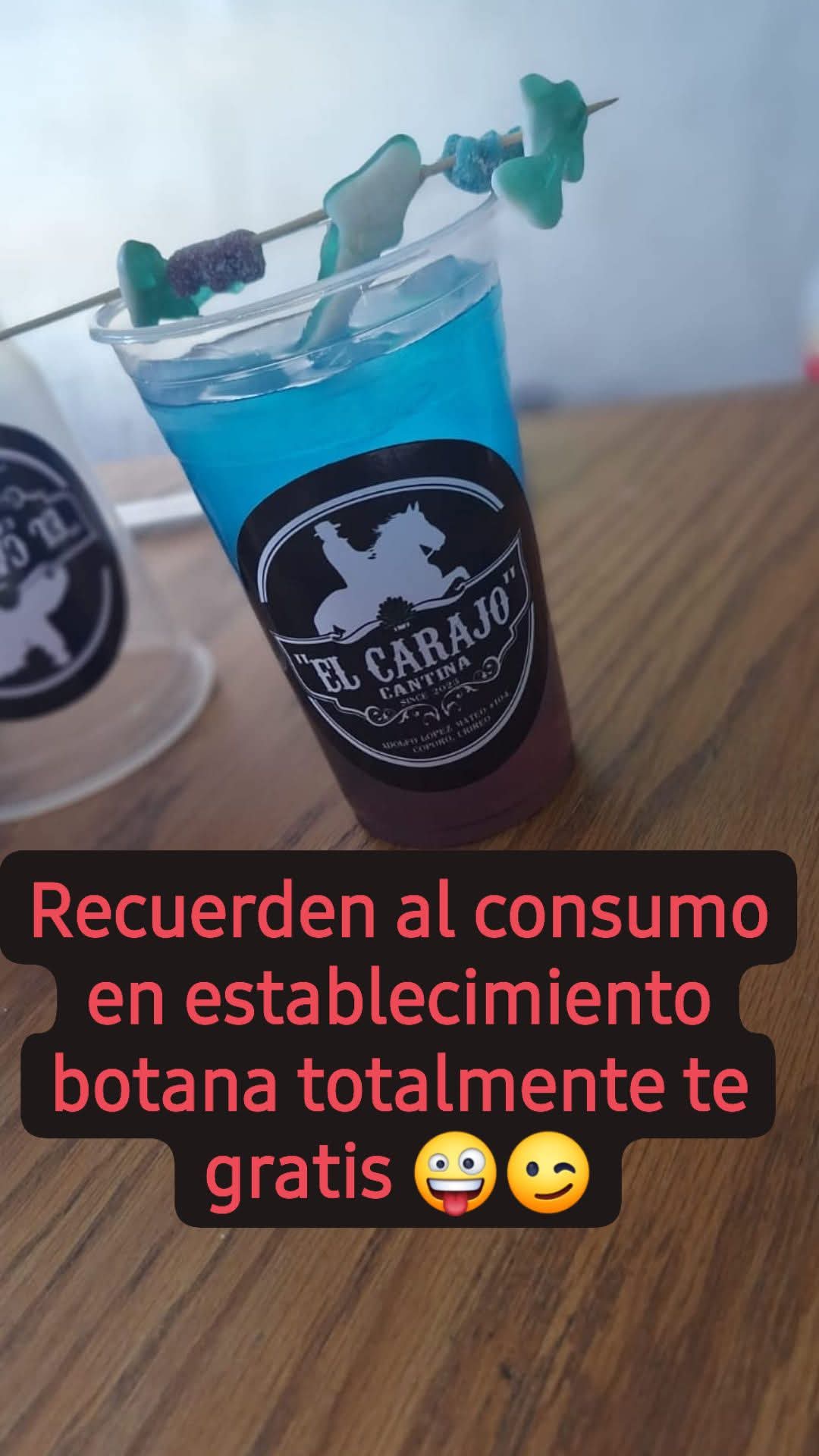 El Carajo urireo, Bar-Botanero image 6