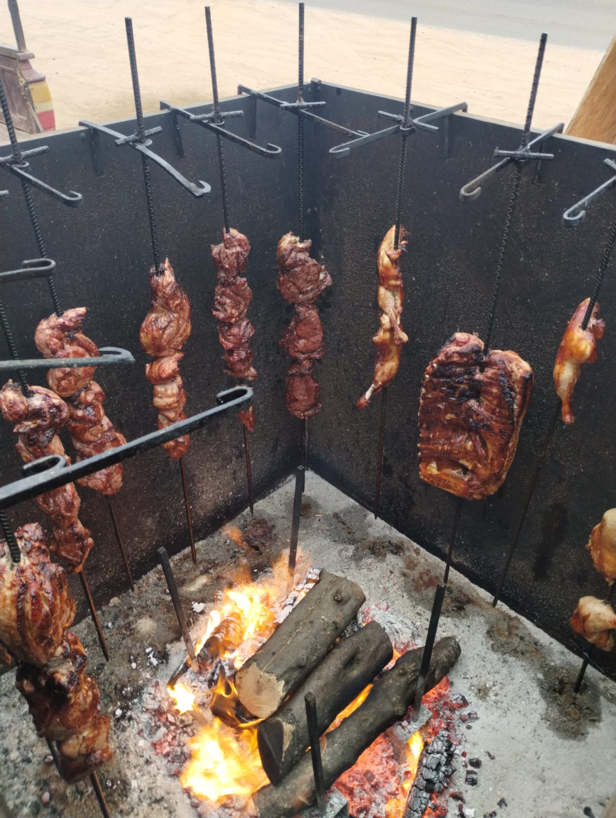 Carnitas y asados el Lukas image 1