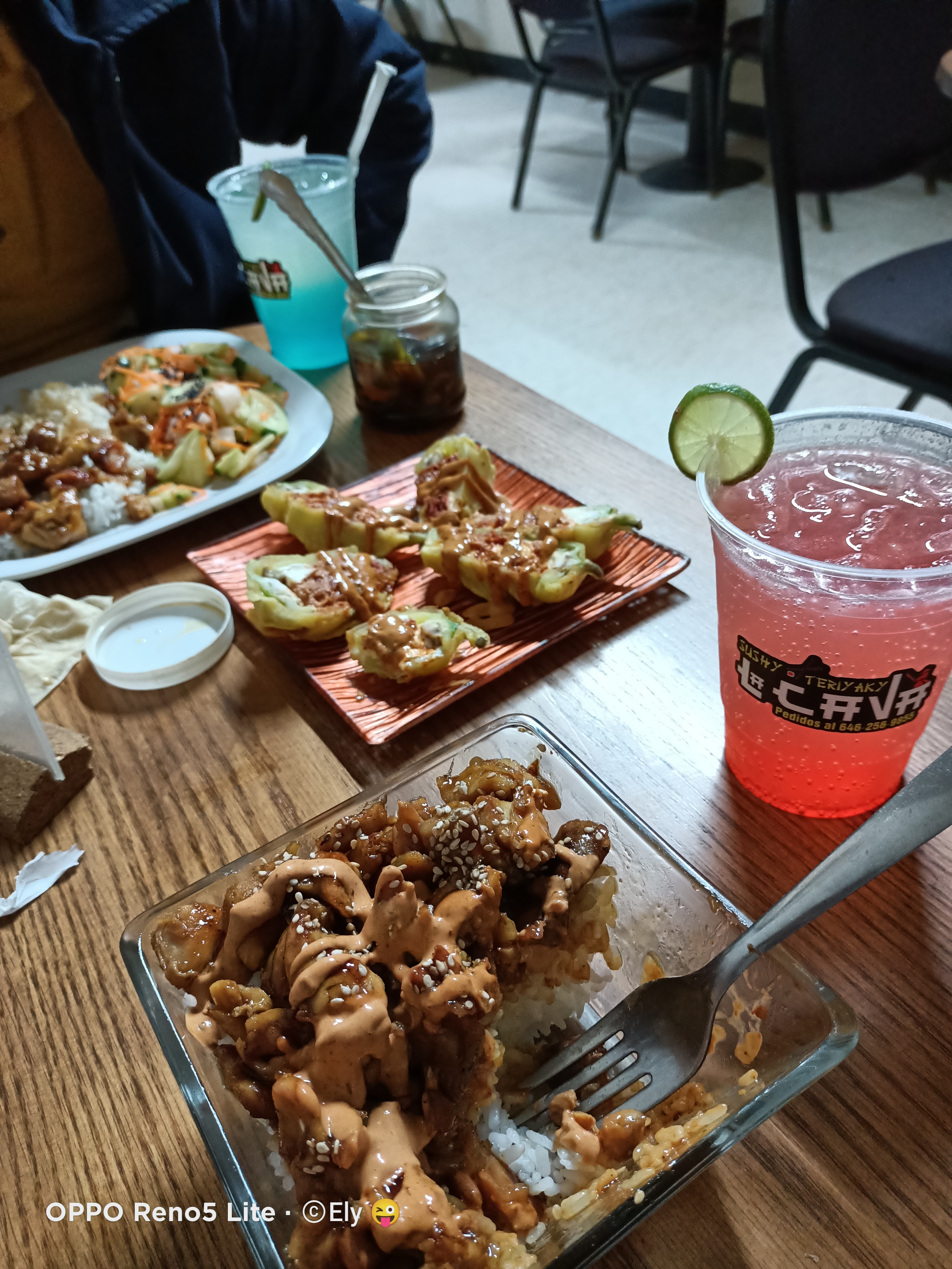 La Cava Poke Terikaky image 1